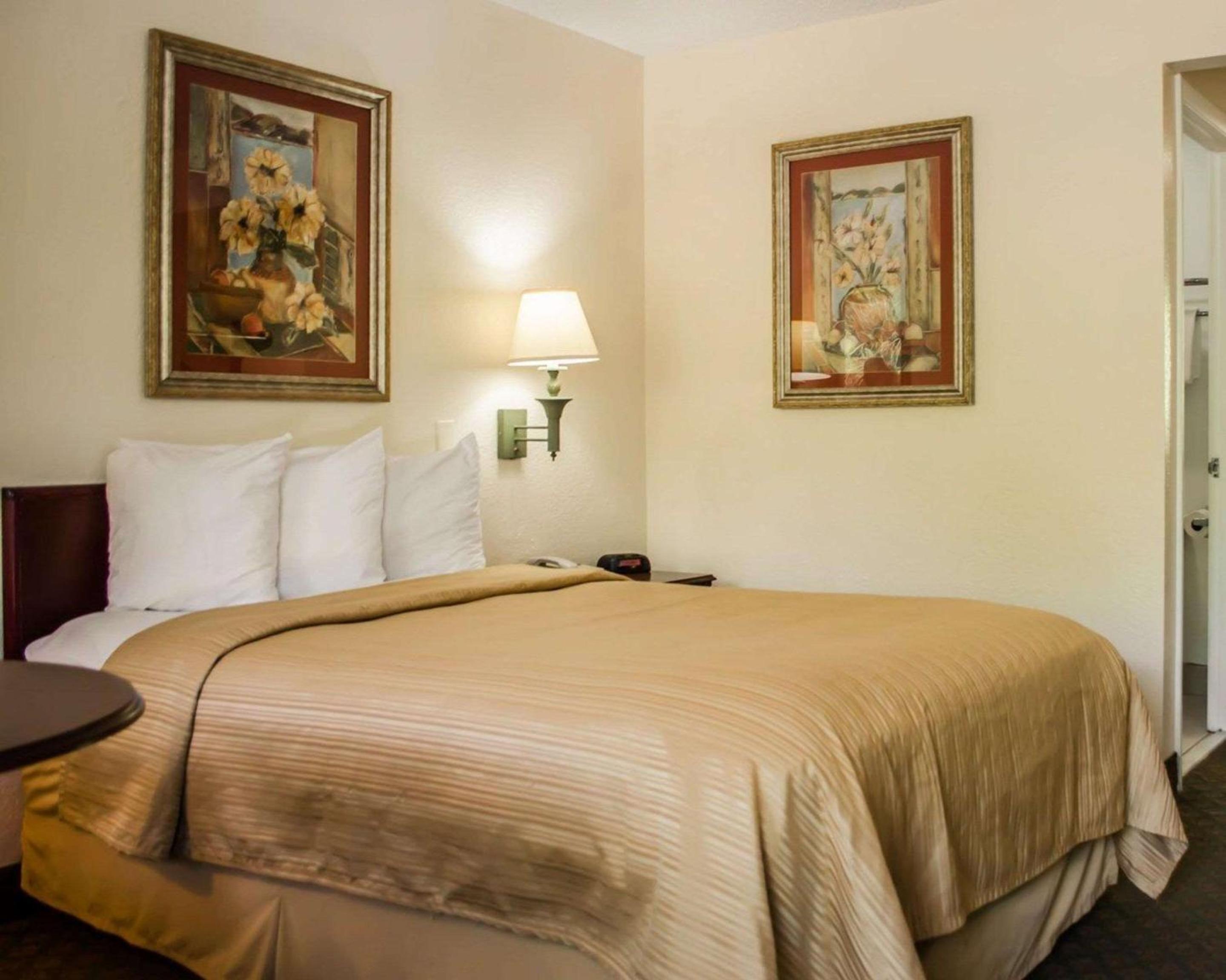 Crystal River Vacations - Quality Inn Crystal River - Property Image 11