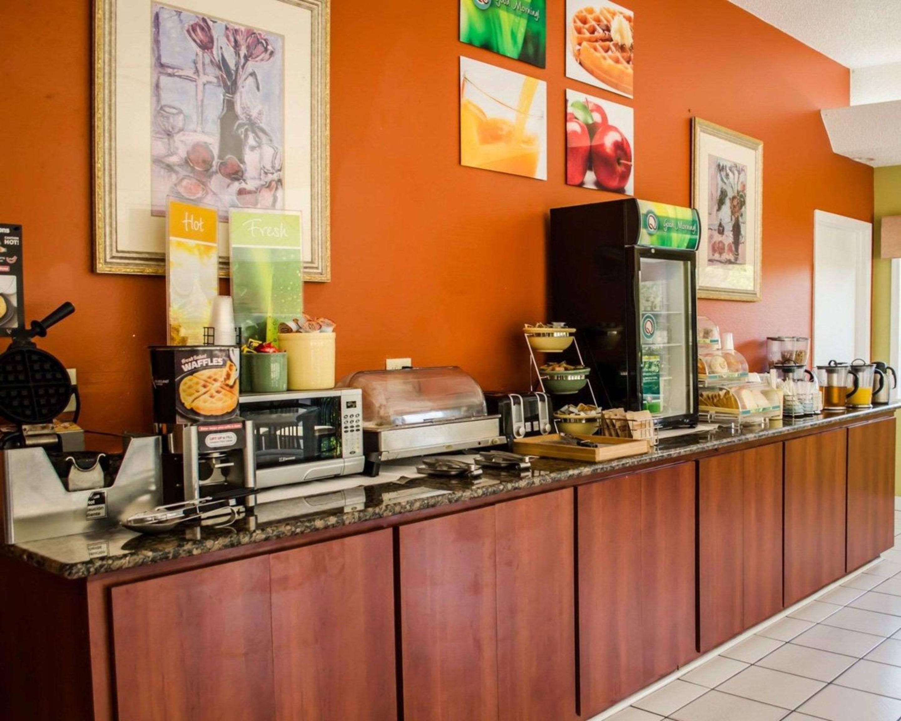 Crystal River Vacations - Quality Inn Crystal River - Property Image 5