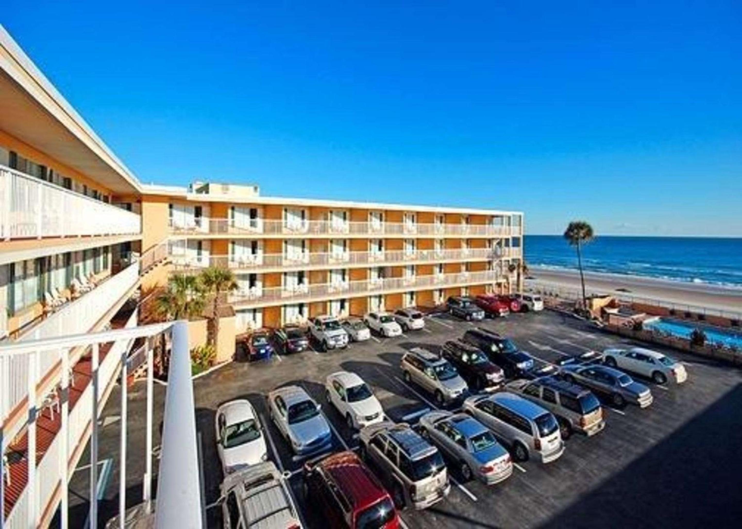 Hotel Quality Inn Oceanfront - Image 1