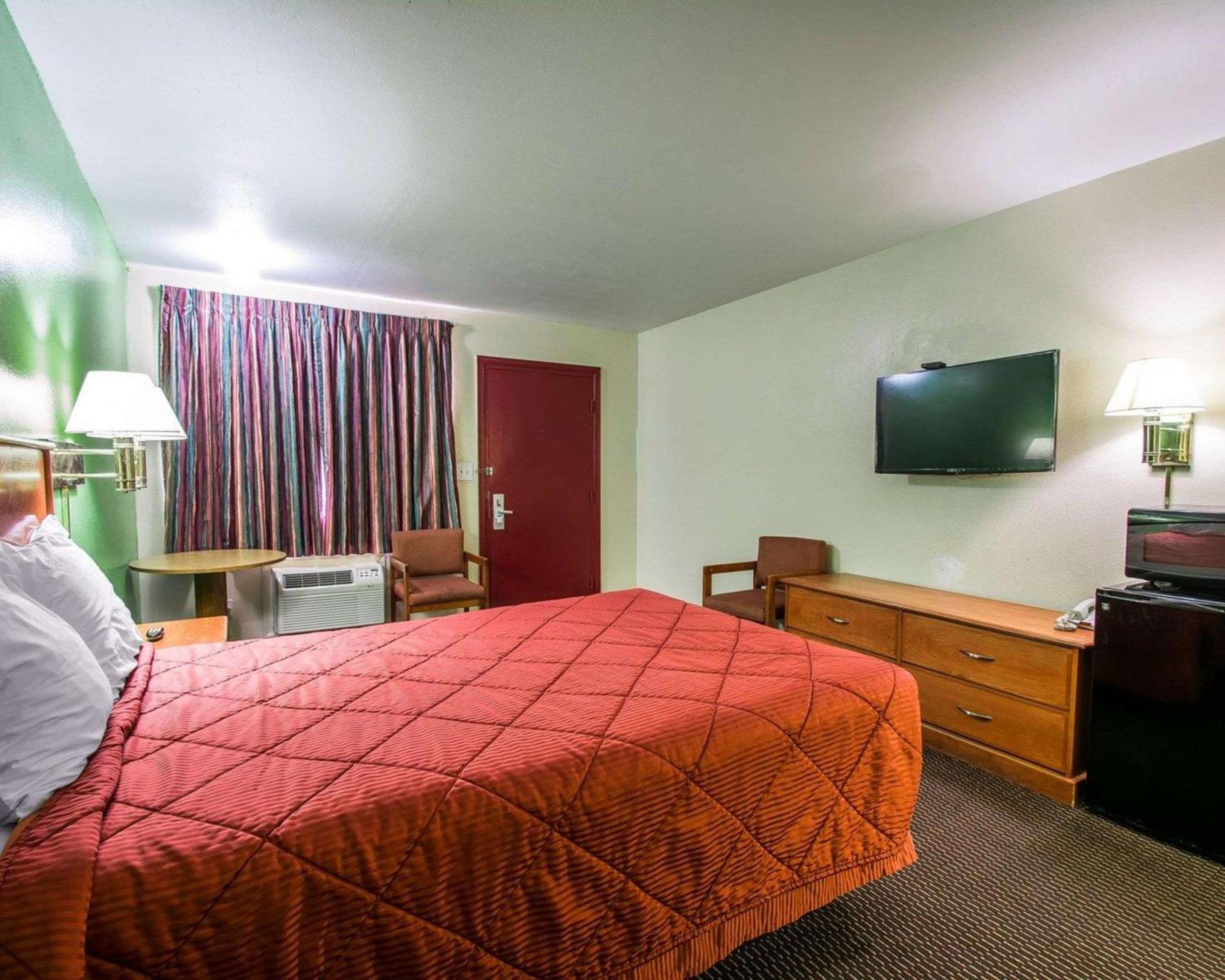 Rodeway Inn Fort Pierce I-95