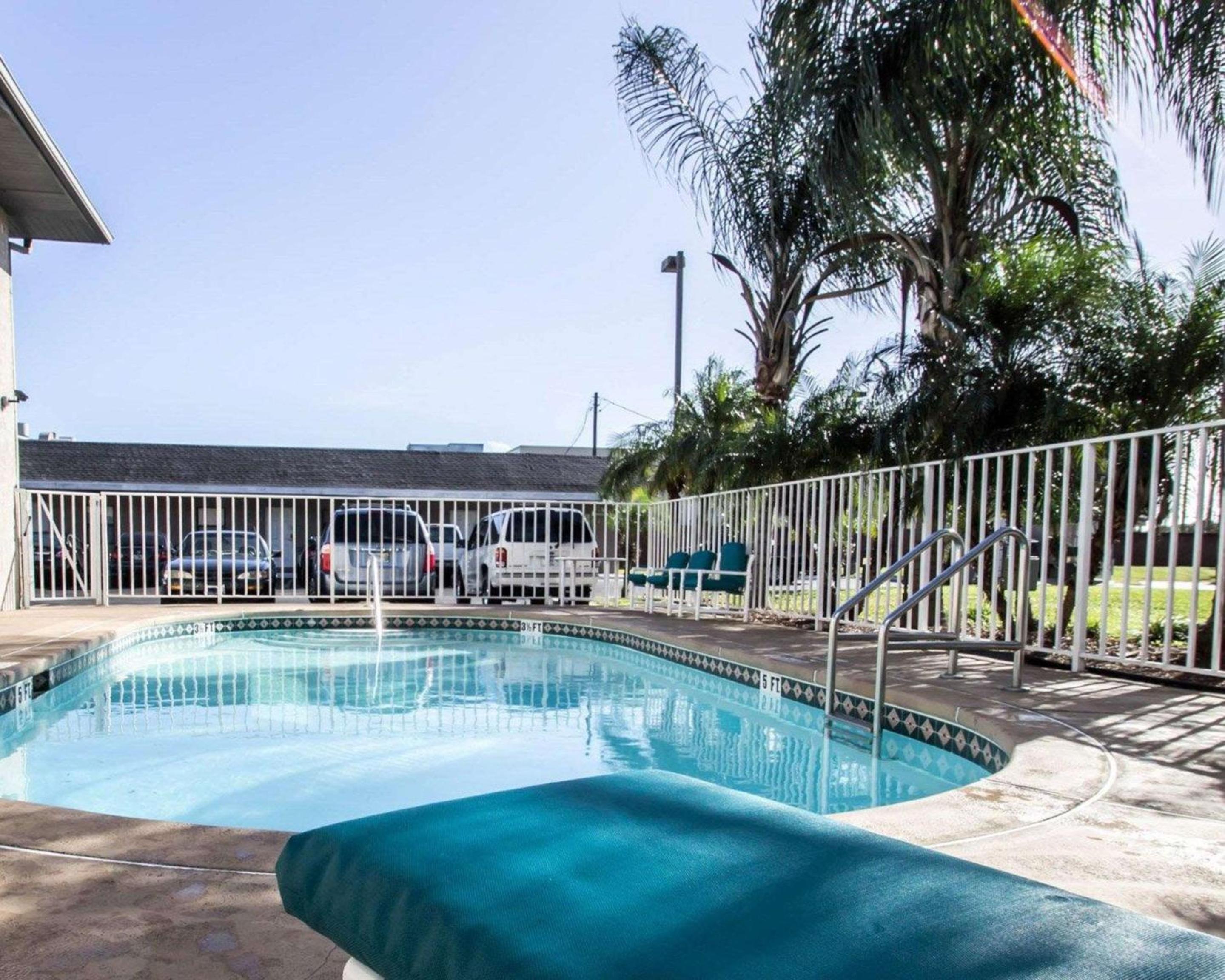 Rodeway Inn Apopka South