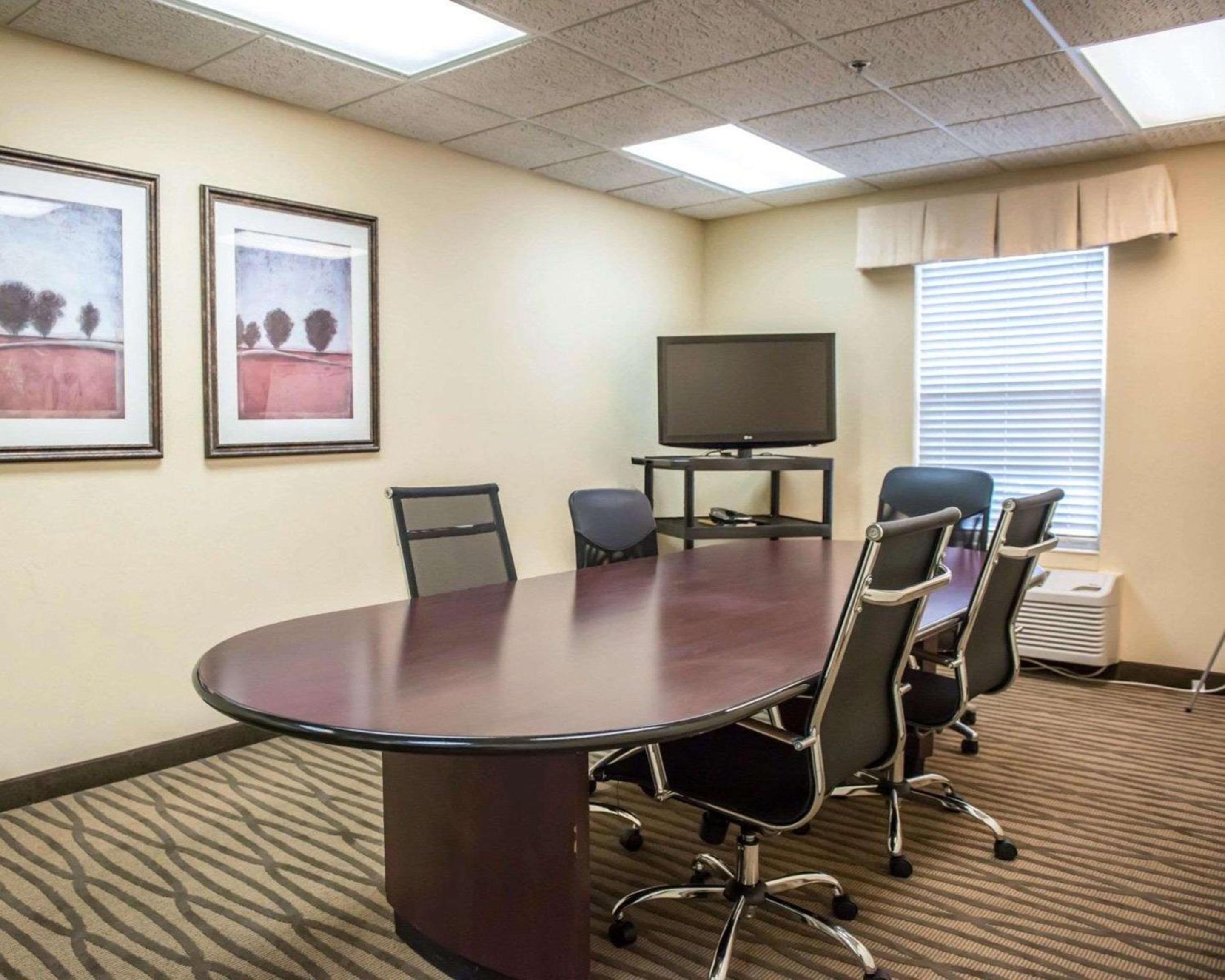 Lake City Vacations - Quality Inn Lake City - Property Image 42