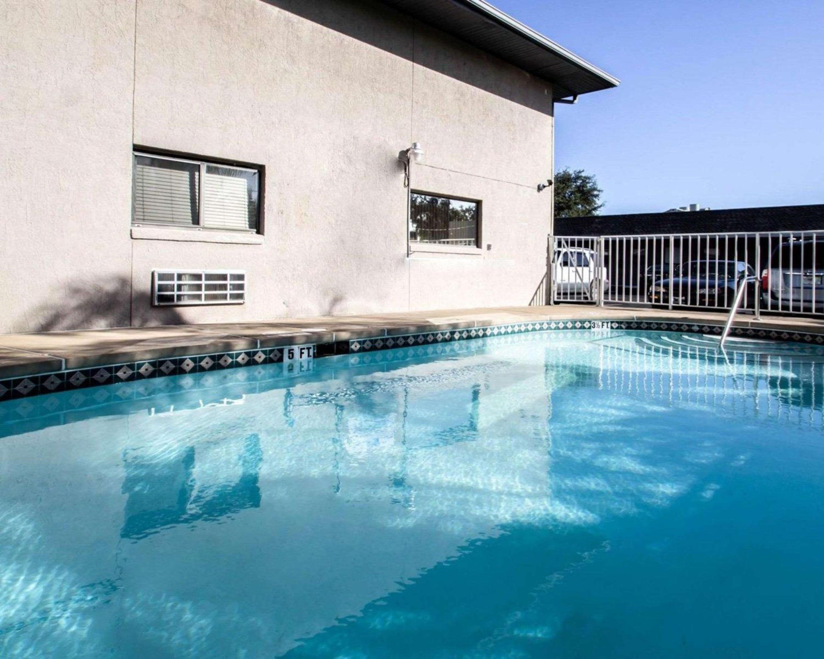 Rodeway Inn Apopka South