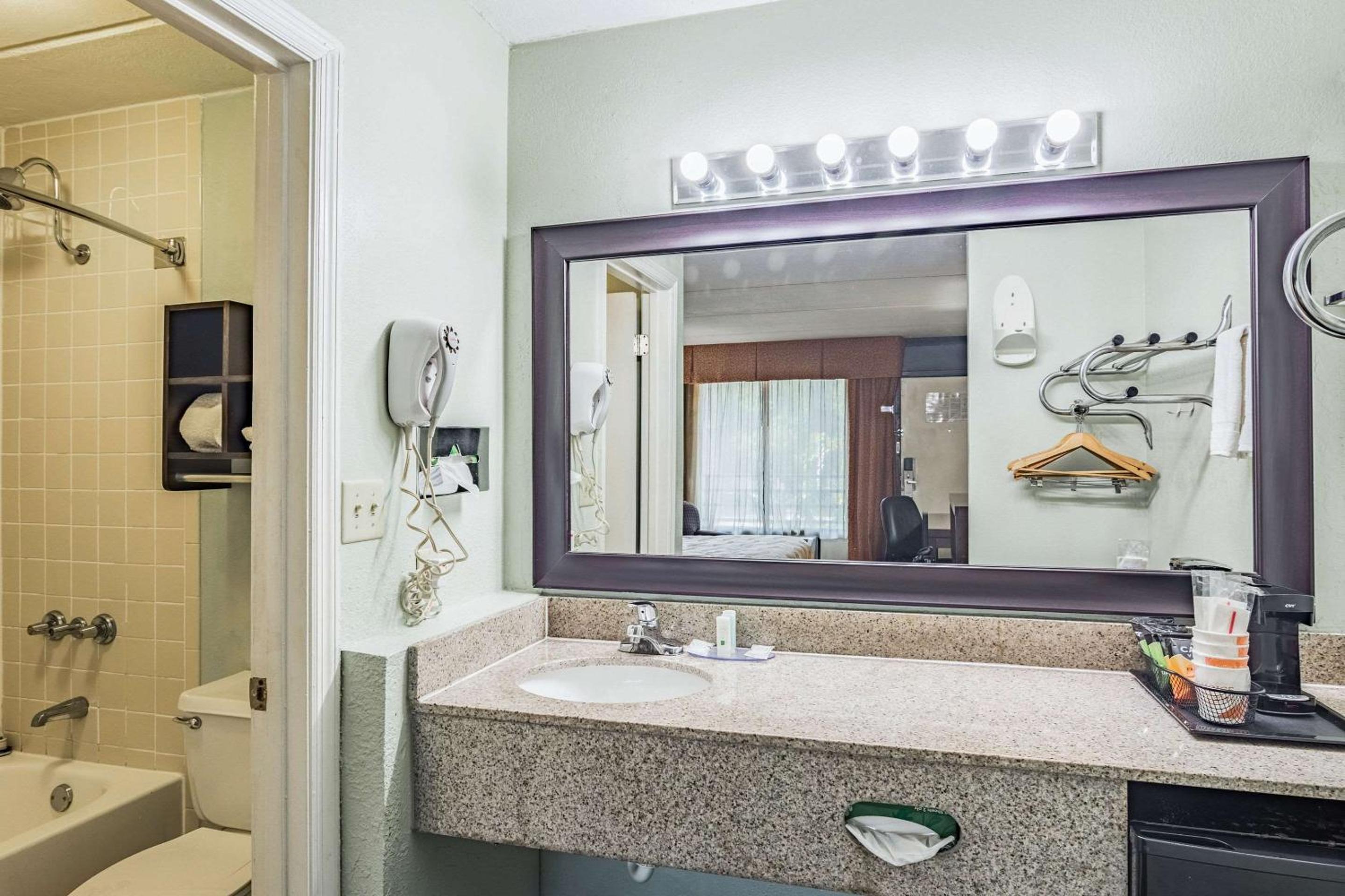 Quality Inn Columbus near Fort Benning view 3