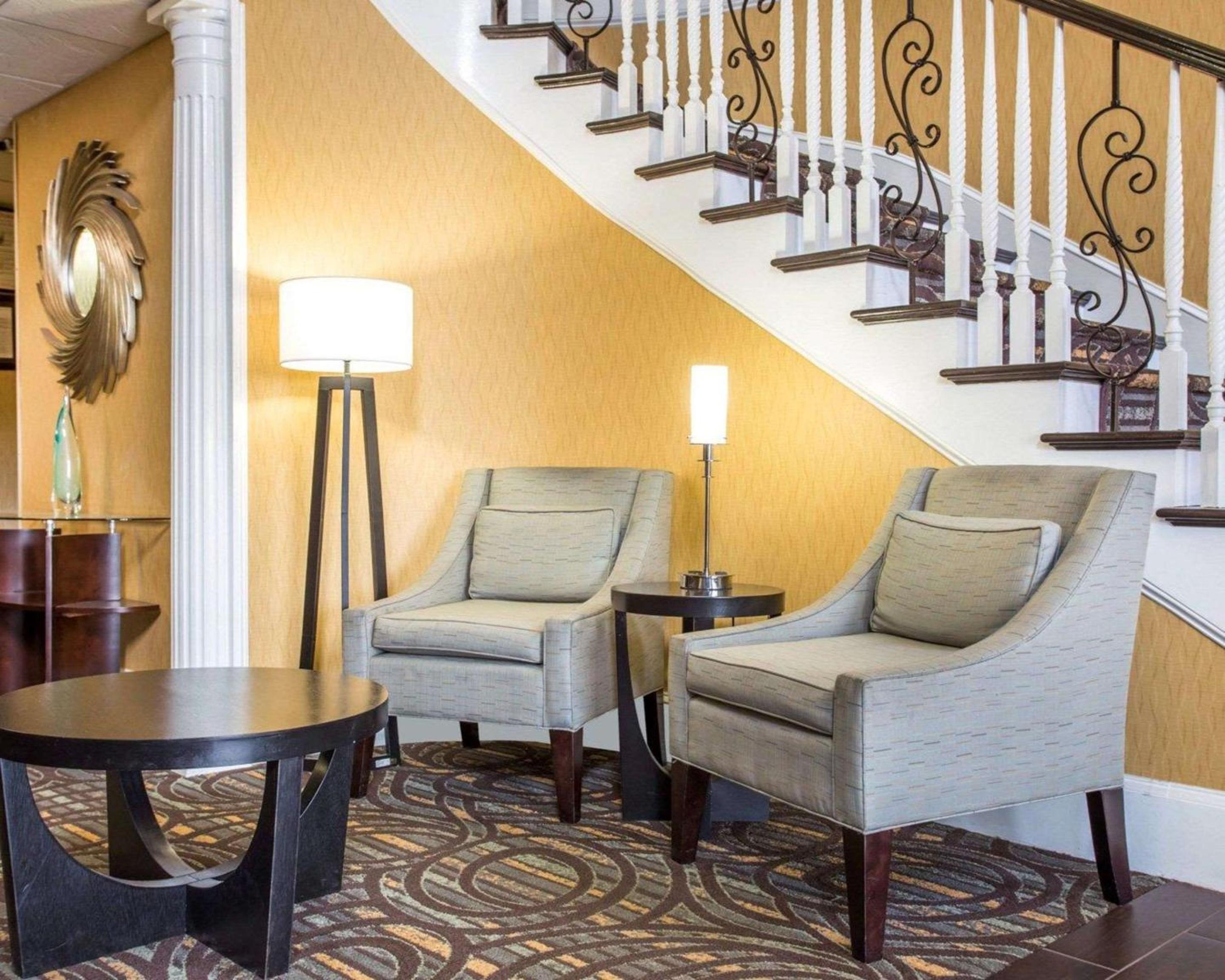 Comfort Inn  Suites at Stone Mountain - Property Image 2