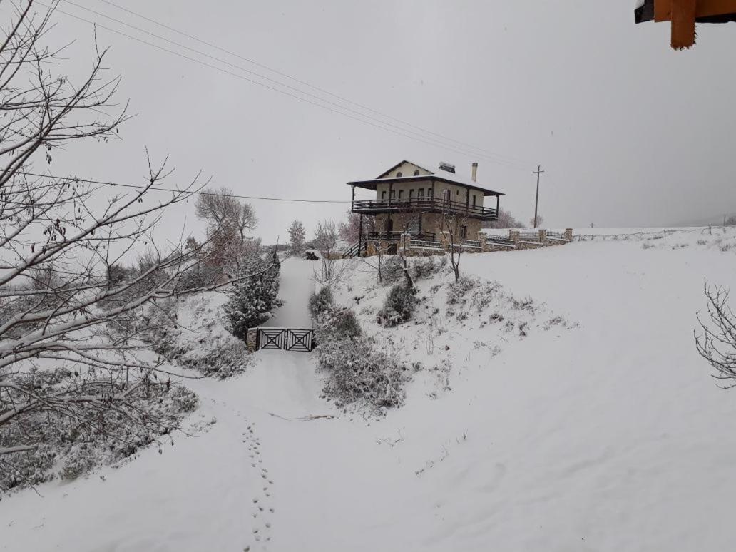 Quiet Villa Near Berat - Scenic Balcony & Garden