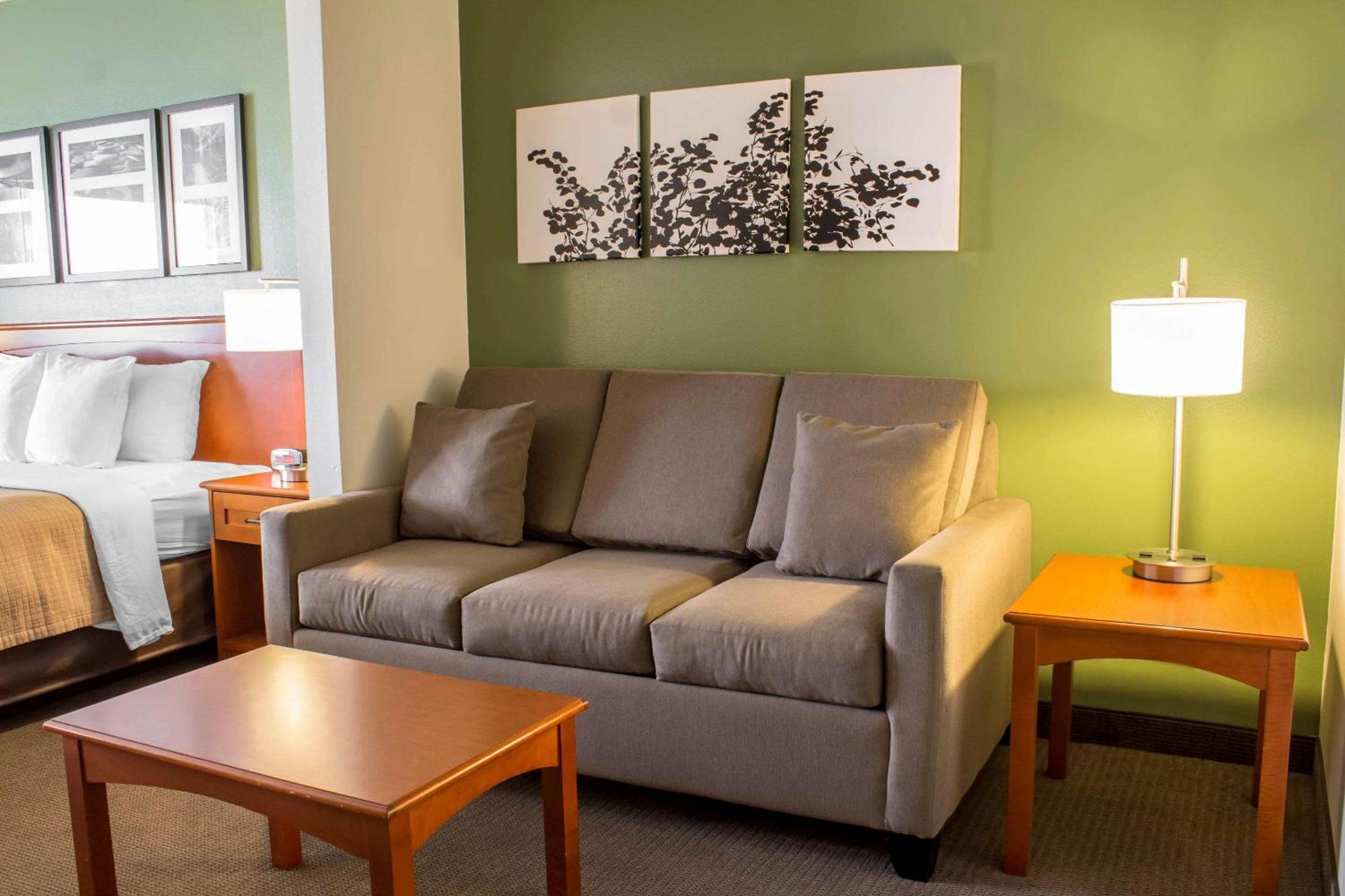 Sleep Inn & Suites Charles City