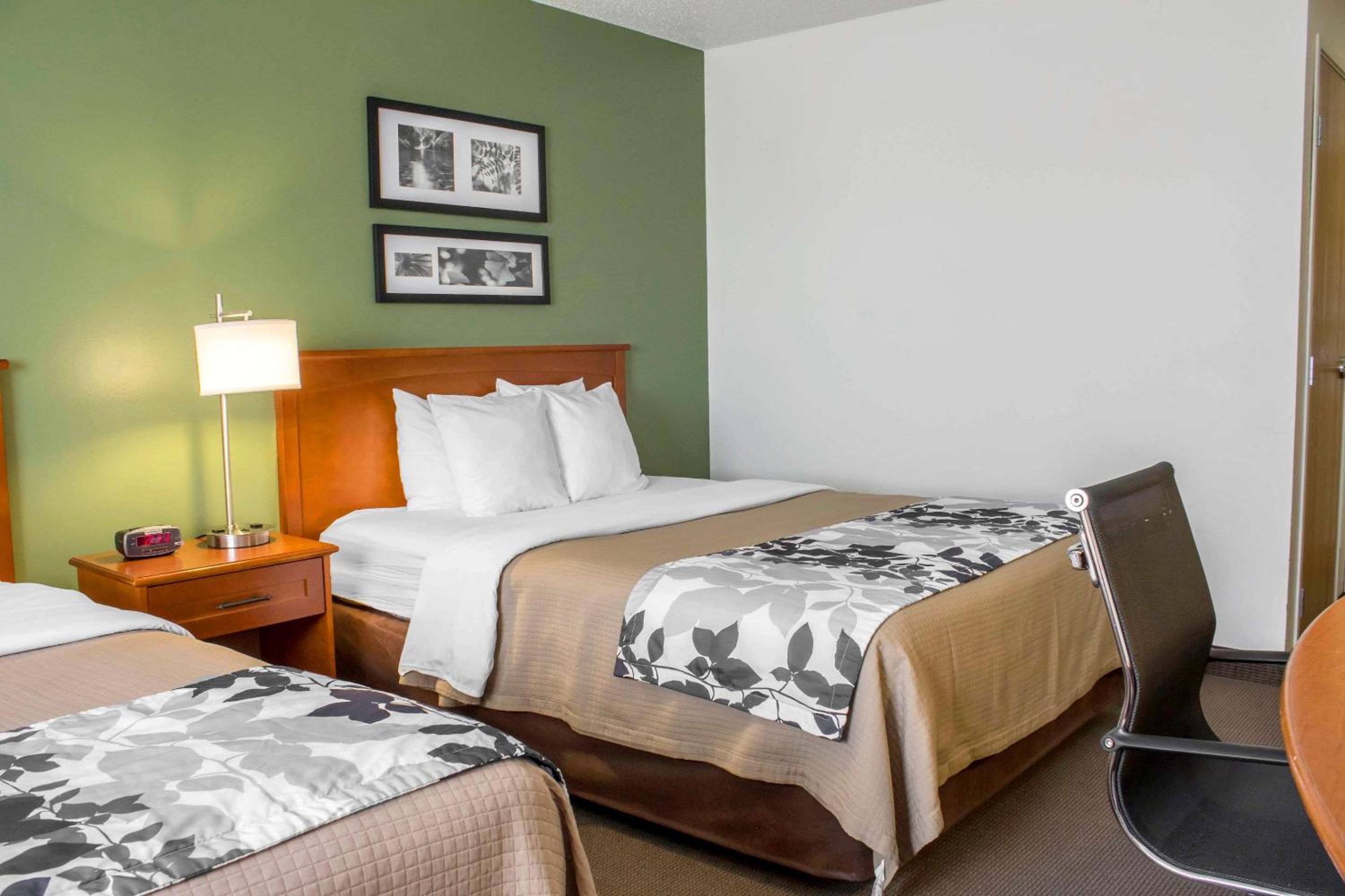 Sleep Inn & Suites Charles City