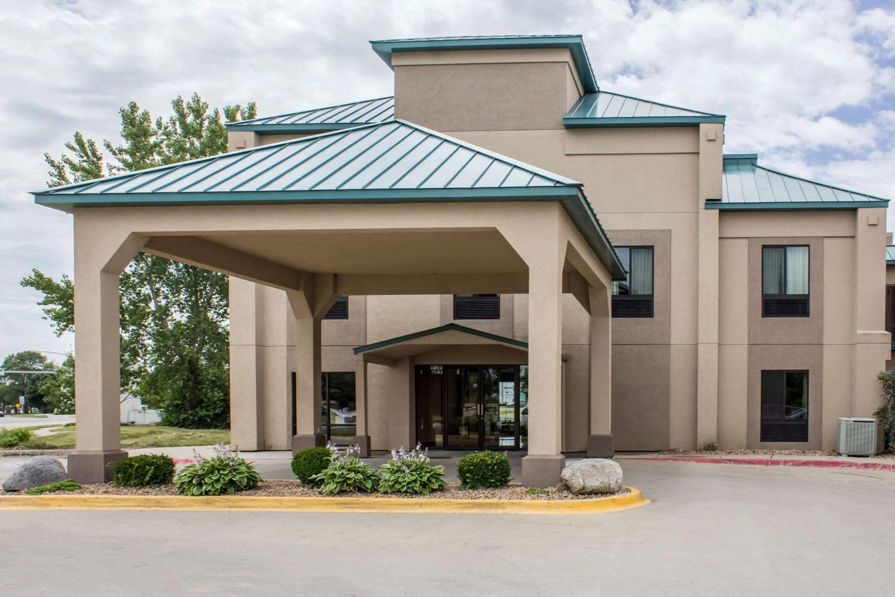 Hotel Econo Lodge Ankeny - Des Moines - Image 1