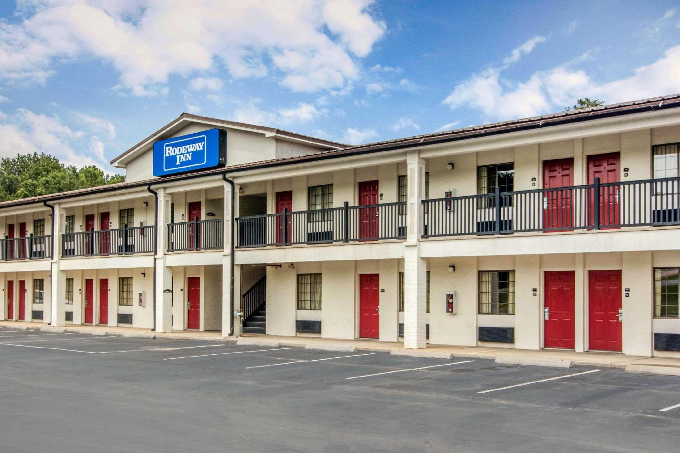 Rodeway Inn La Grange East