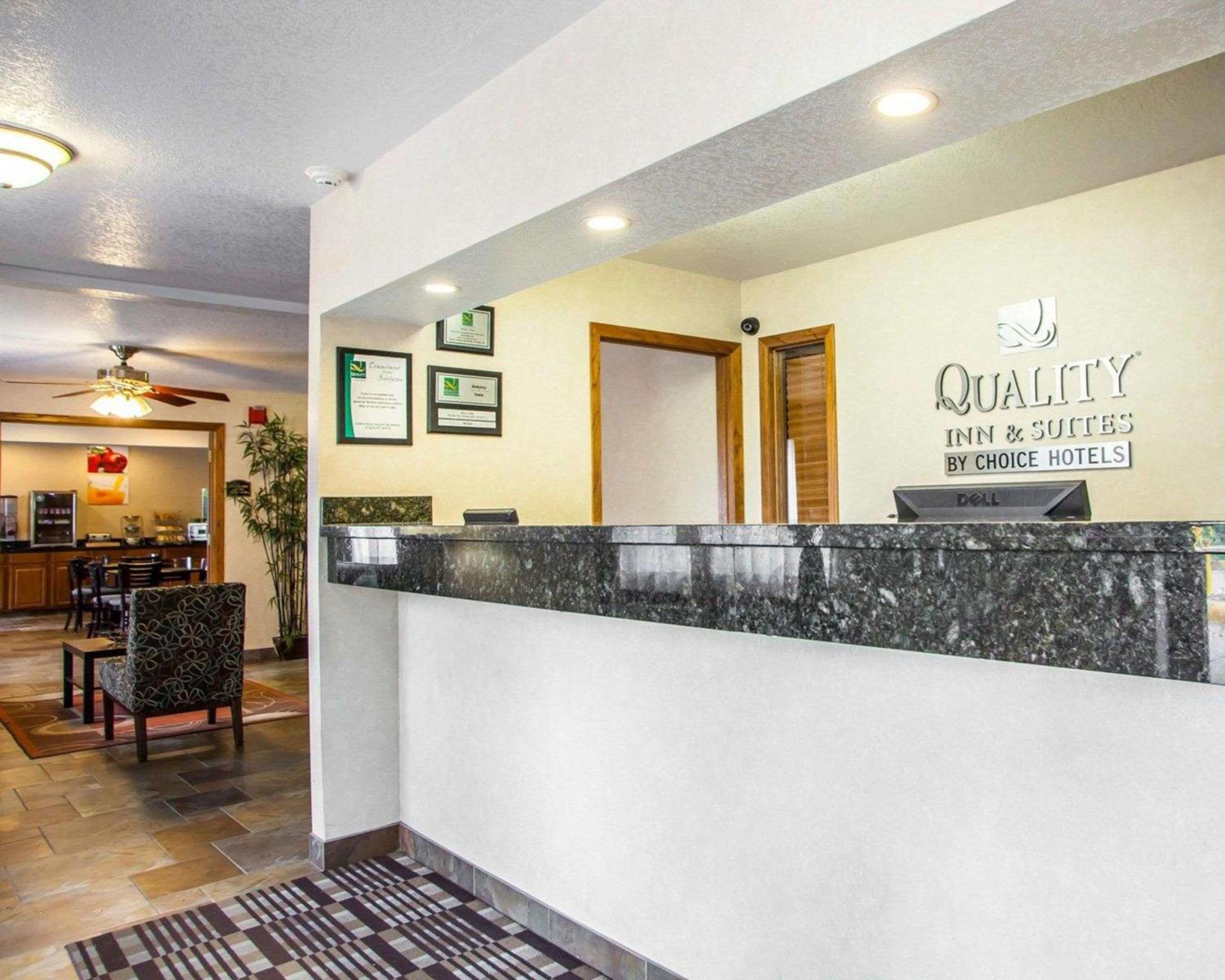 Quality Inn & Suites Ankeny-Des Moines view 3