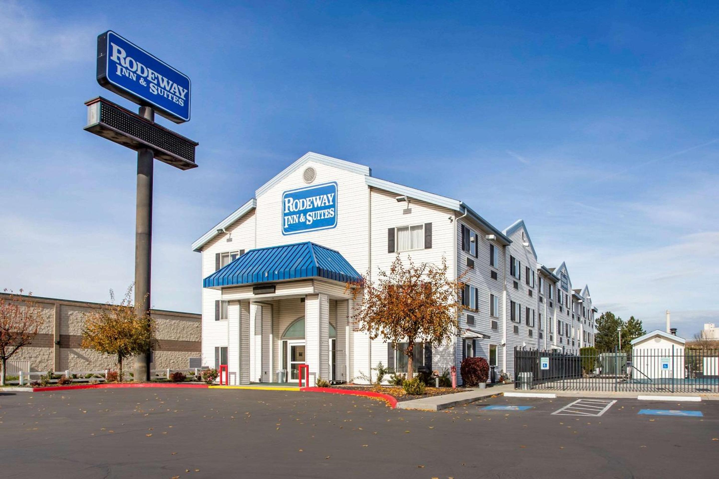 Boise Vacations - Rodeway Inn  Suites - Property Image 1