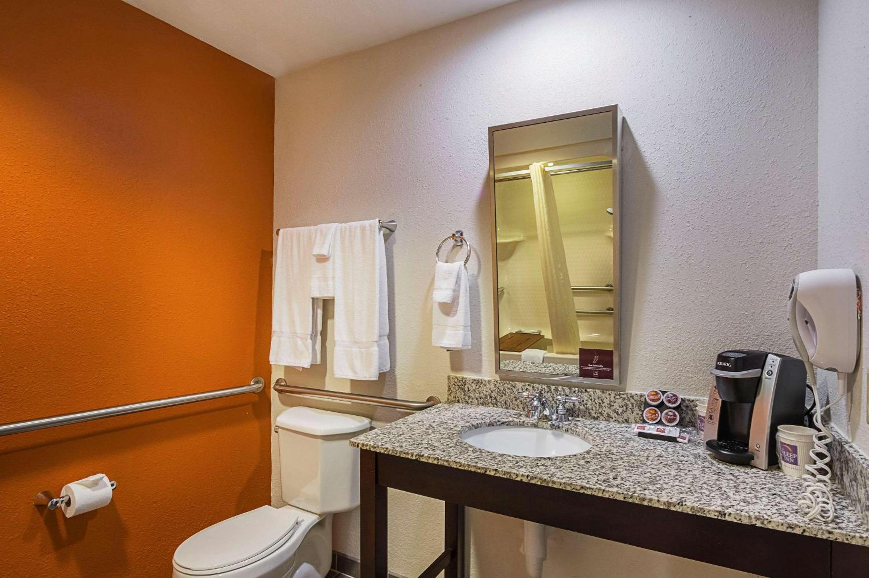 Danville Vacations - Sleep Inn  Suites - Property Image 27