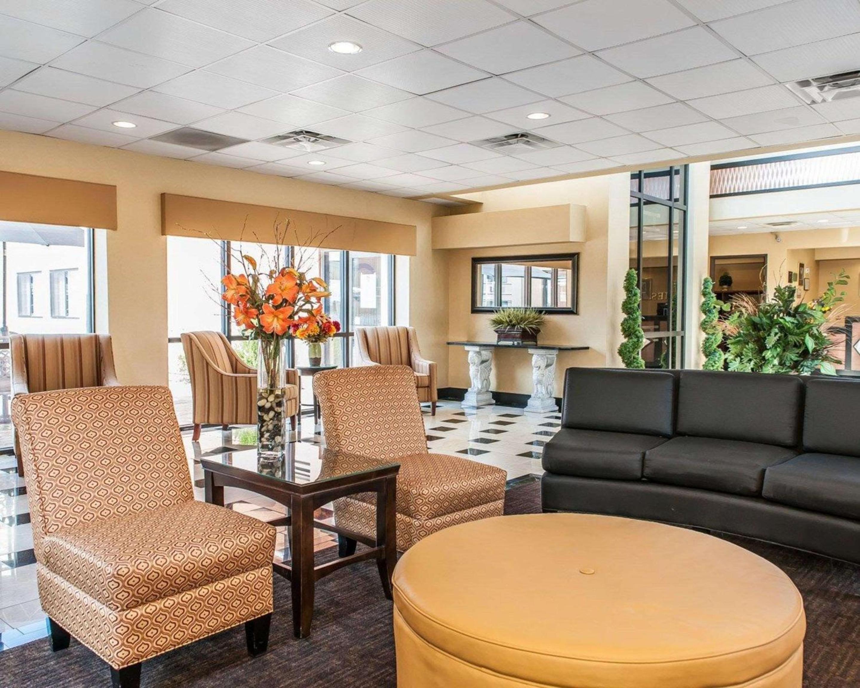 Quality Inn & Suites Mattoon South view 5