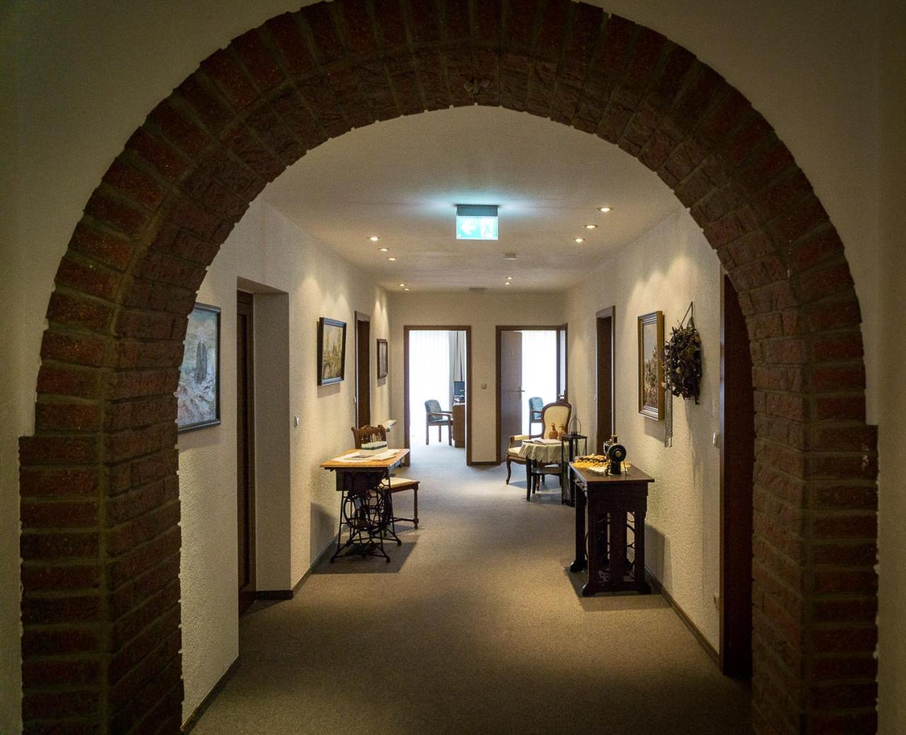 Hotel Tini