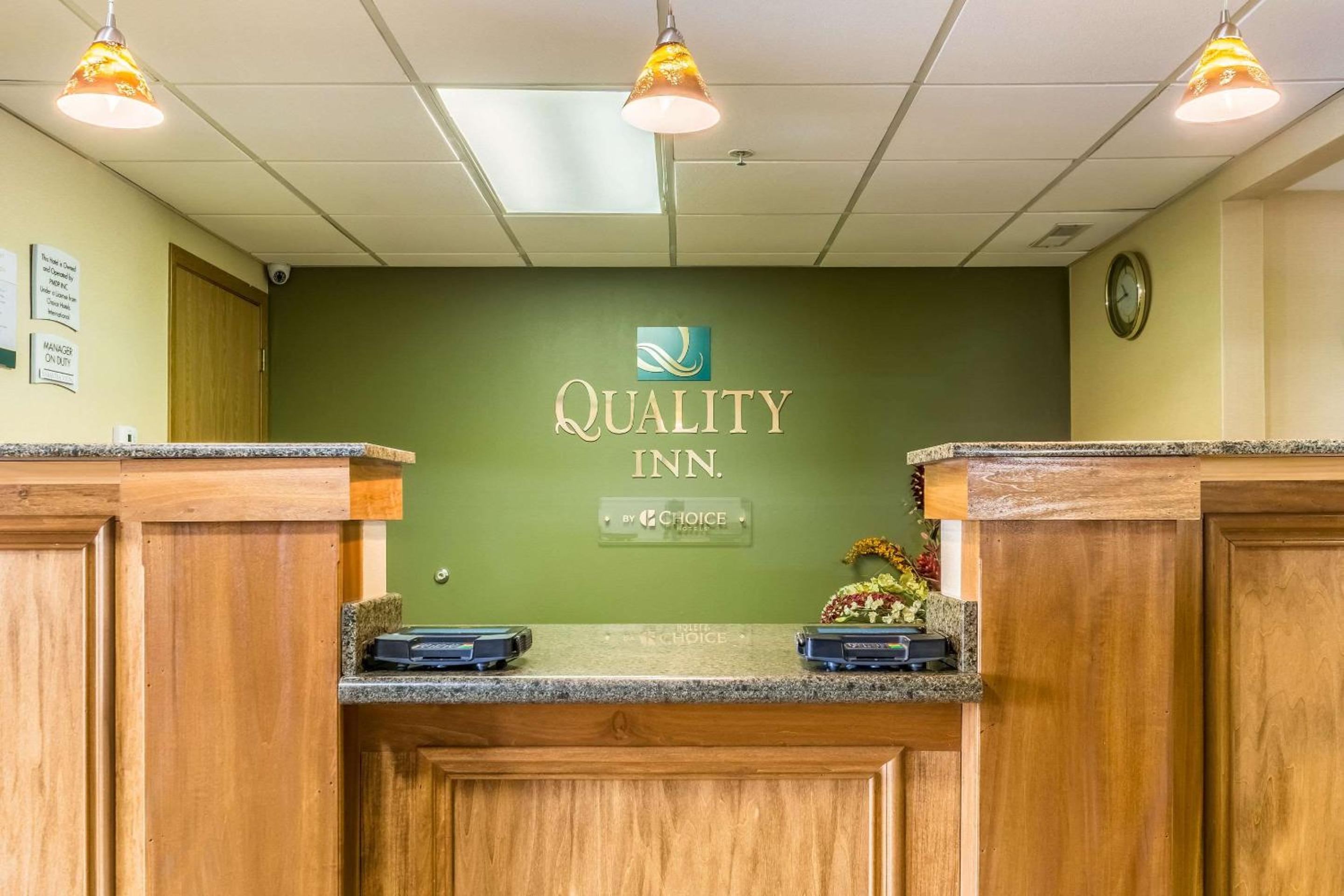 Quality Inn I-74 Batesville view 5