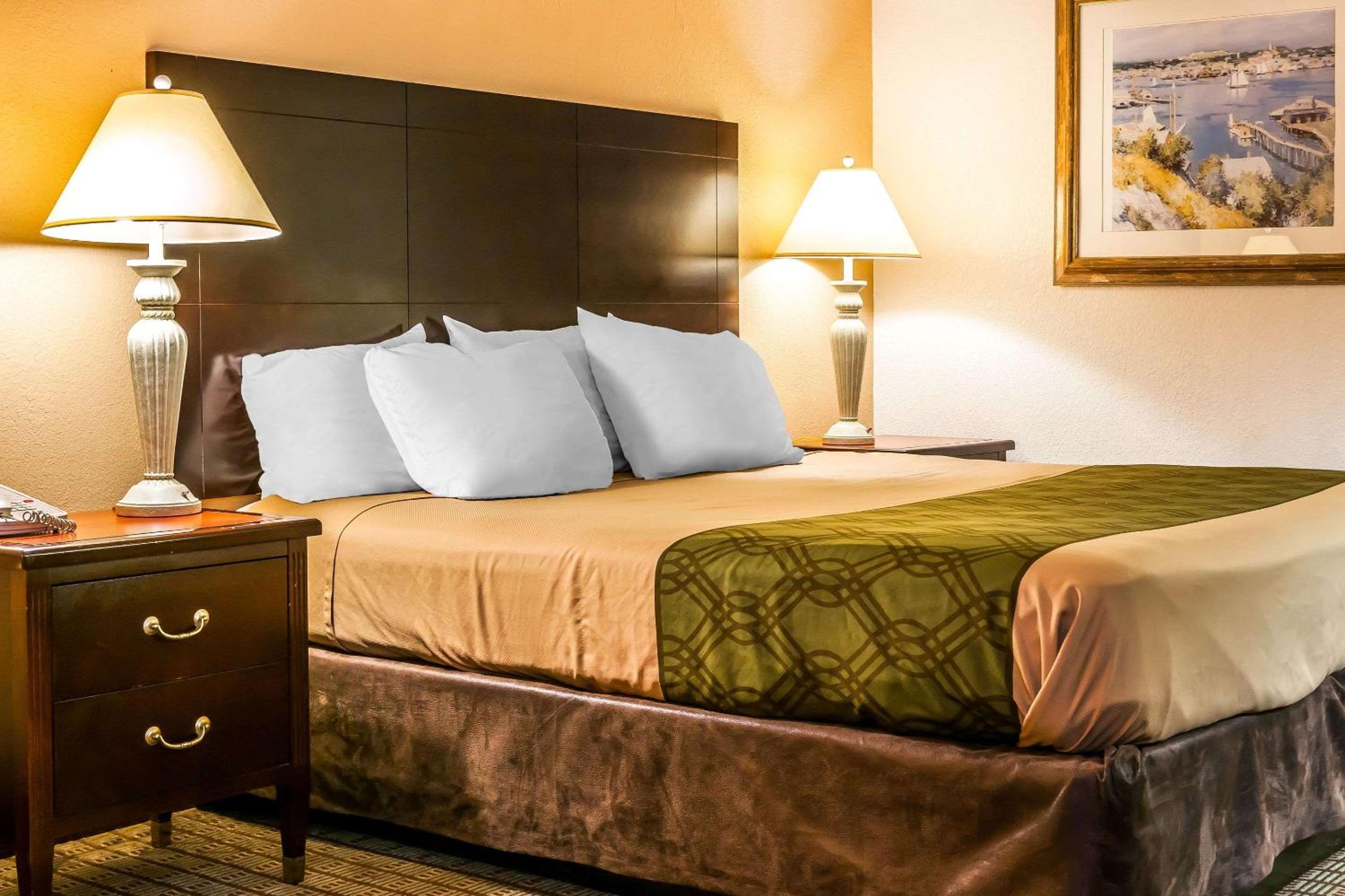 Econo Lodge Vincennes