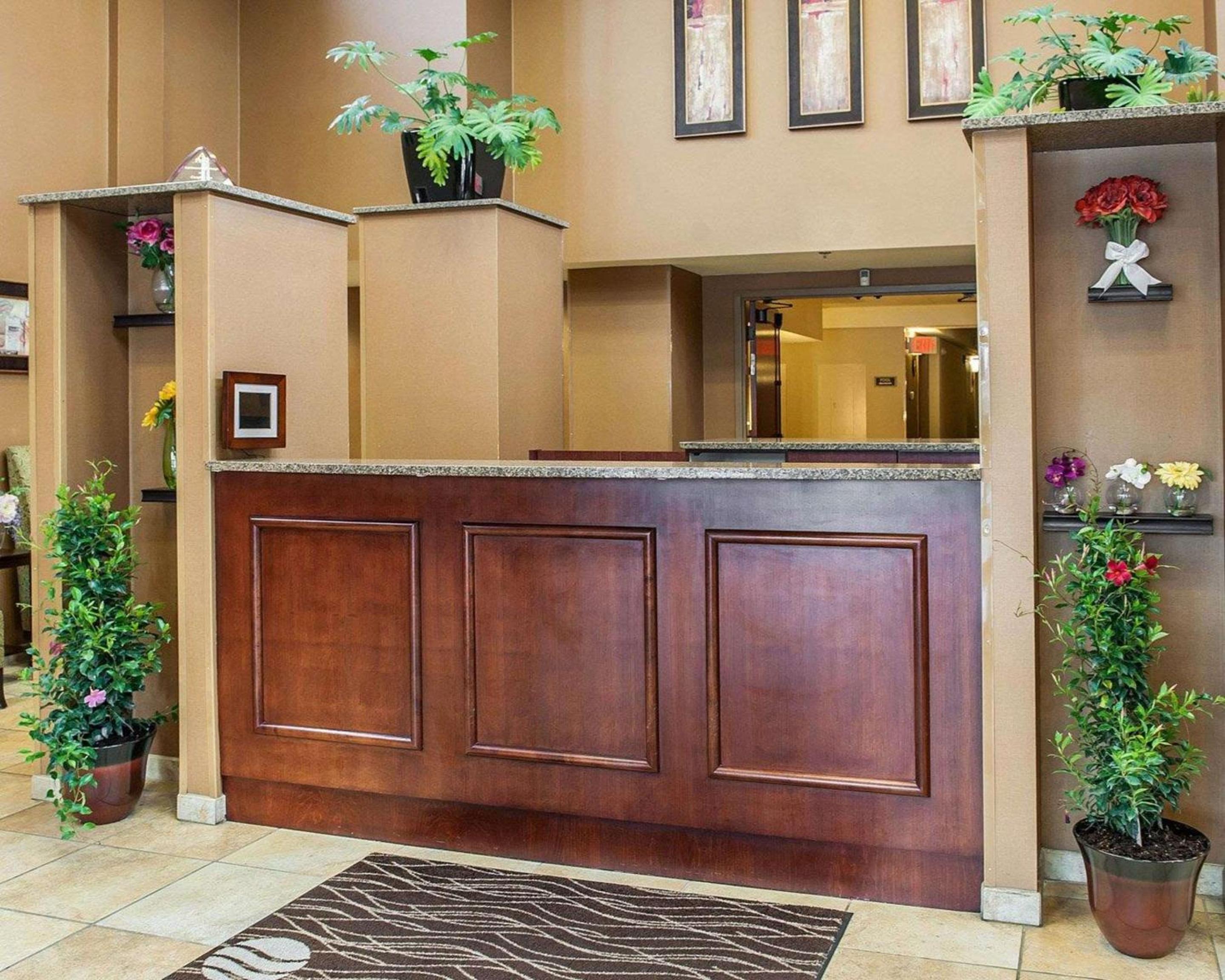 Comfort Inn Bloomington near University view 3