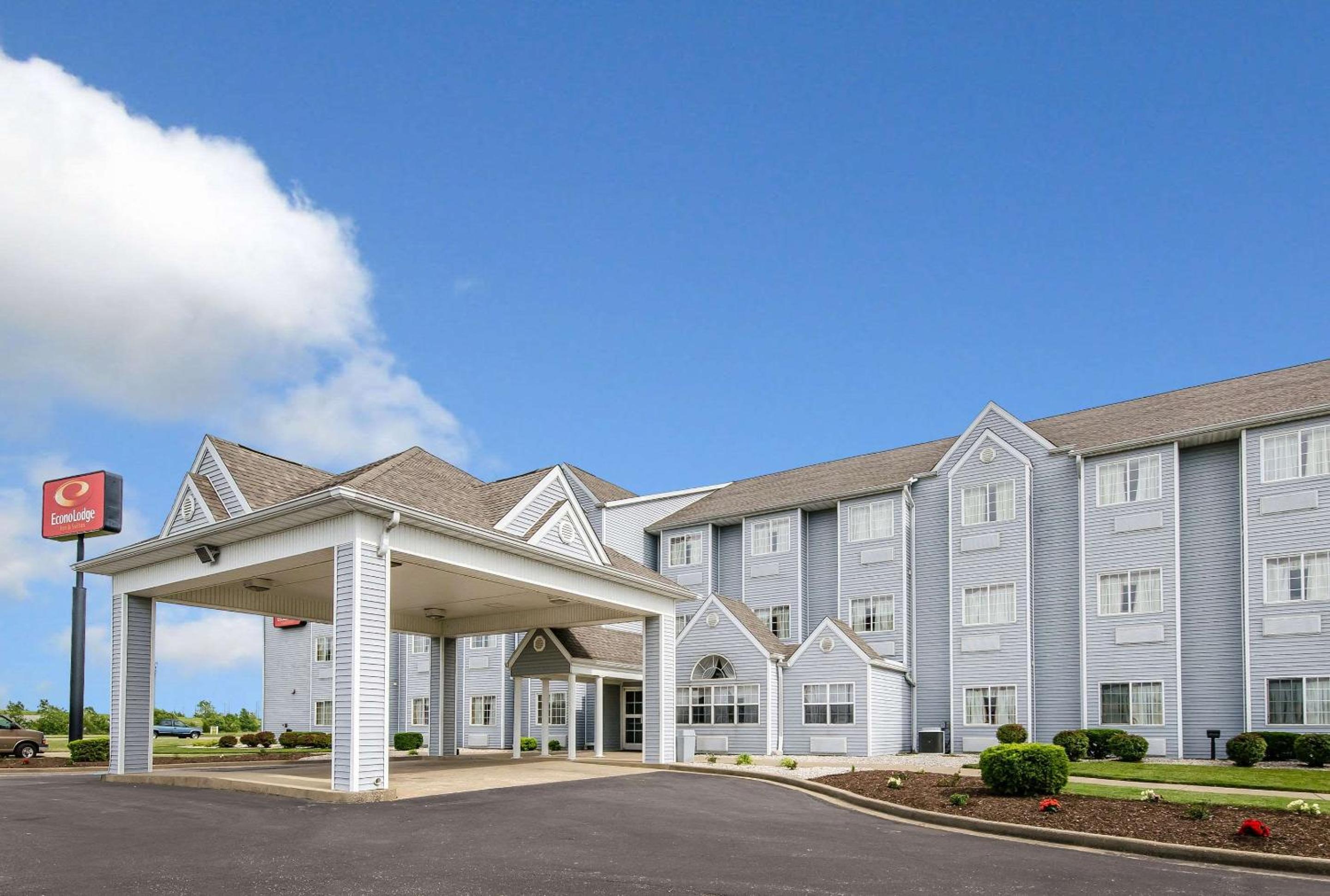 Hotel Econo Lodge Inn & Suites Evansville - Image 1