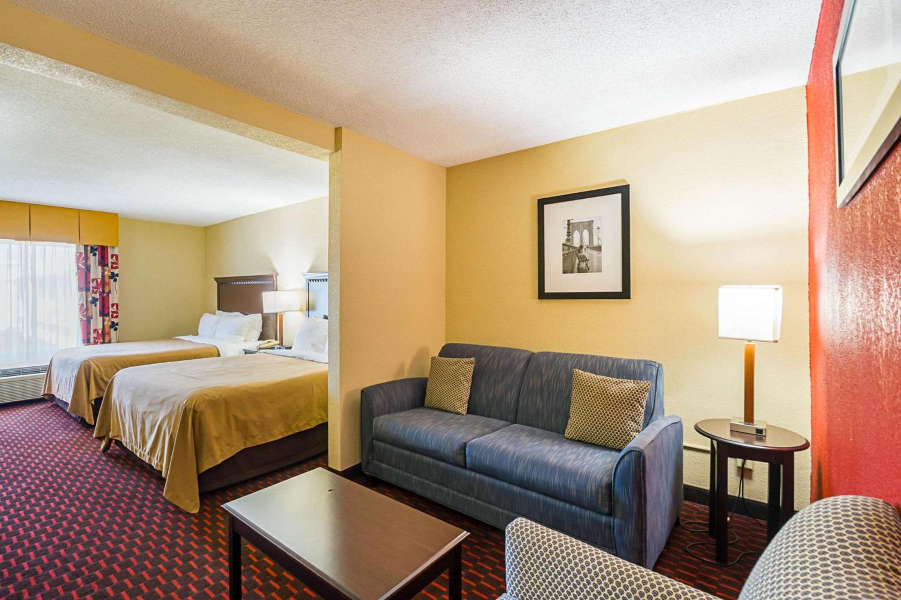 Hagerstown Vacations - Quality Inn Suites - Property Image 13