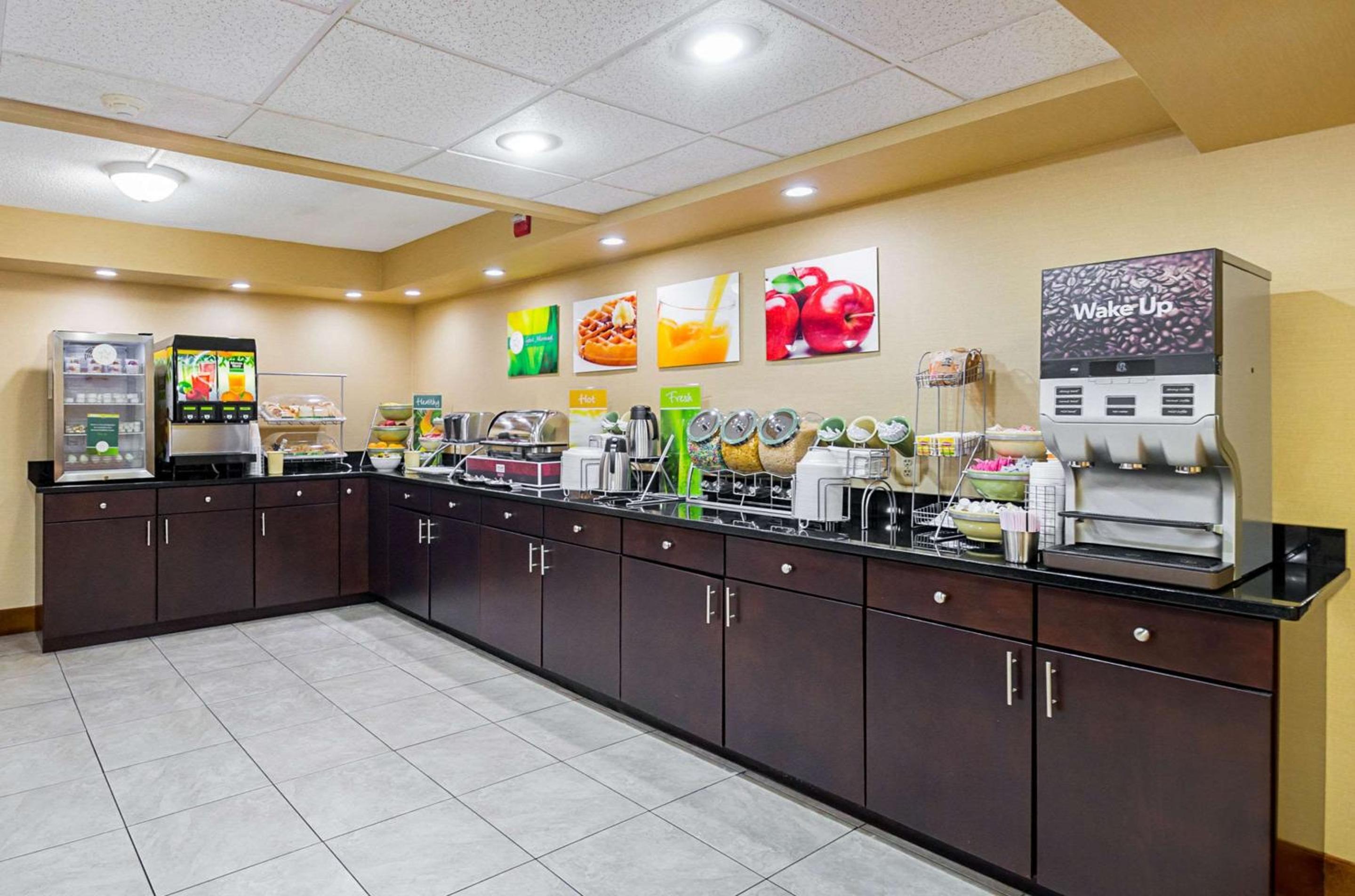 Hagerstown Vacations - Quality Inn Suites - Property Image 21