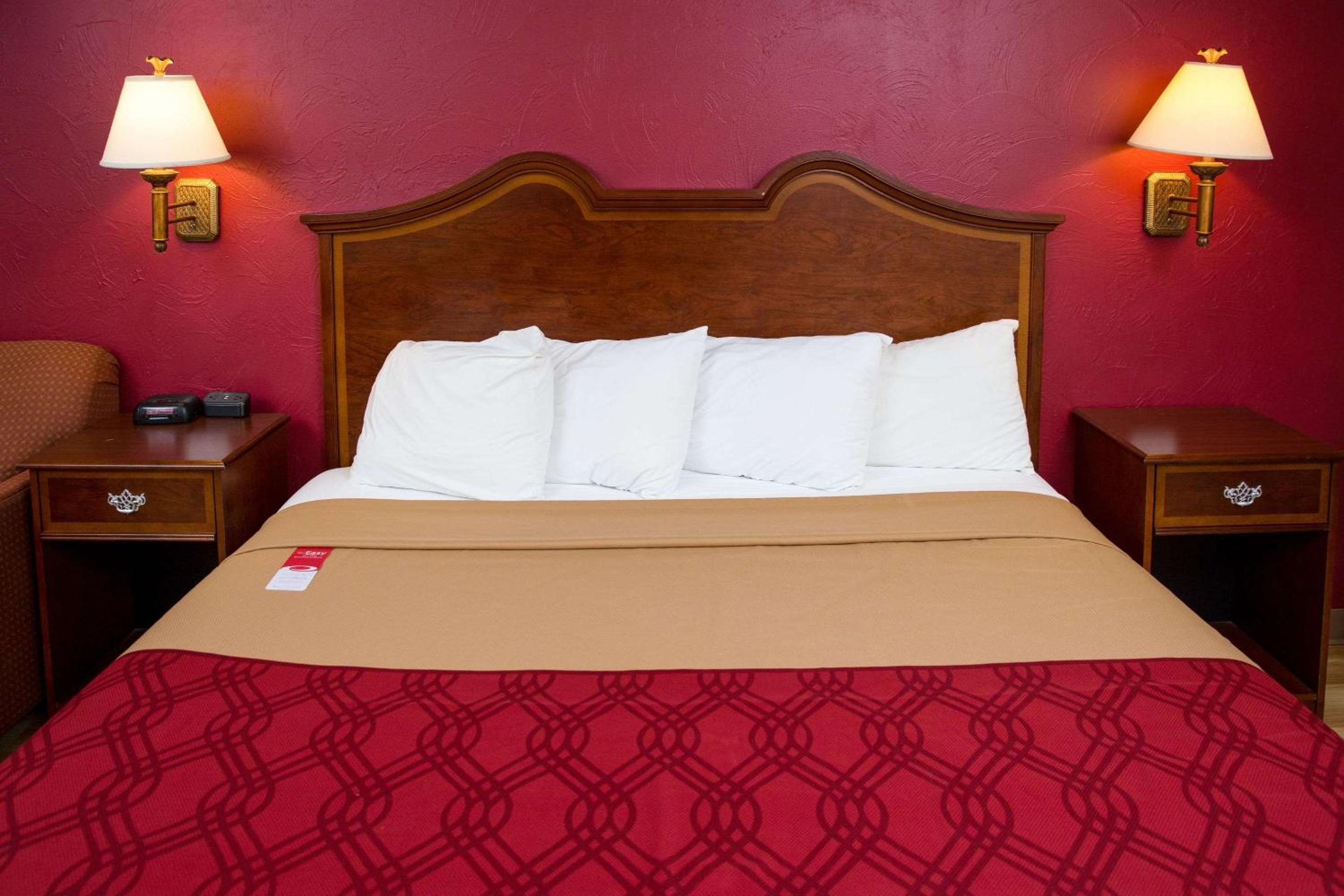 Econo Lodge Sturbridge Route 20