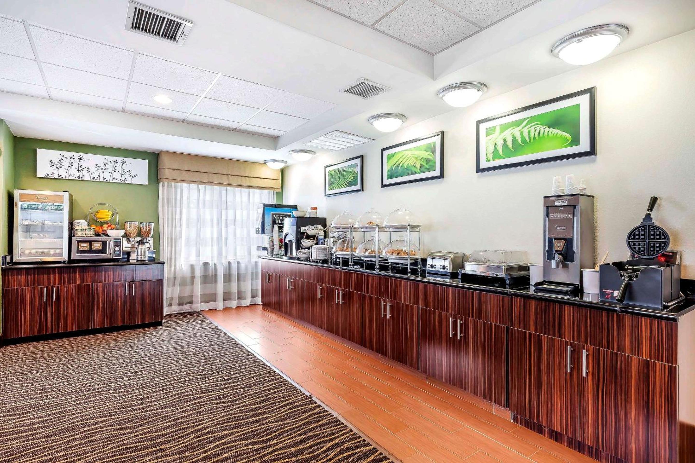 Jessup Vacations - Sleep Inn Columbia Gateway - Property Image 7