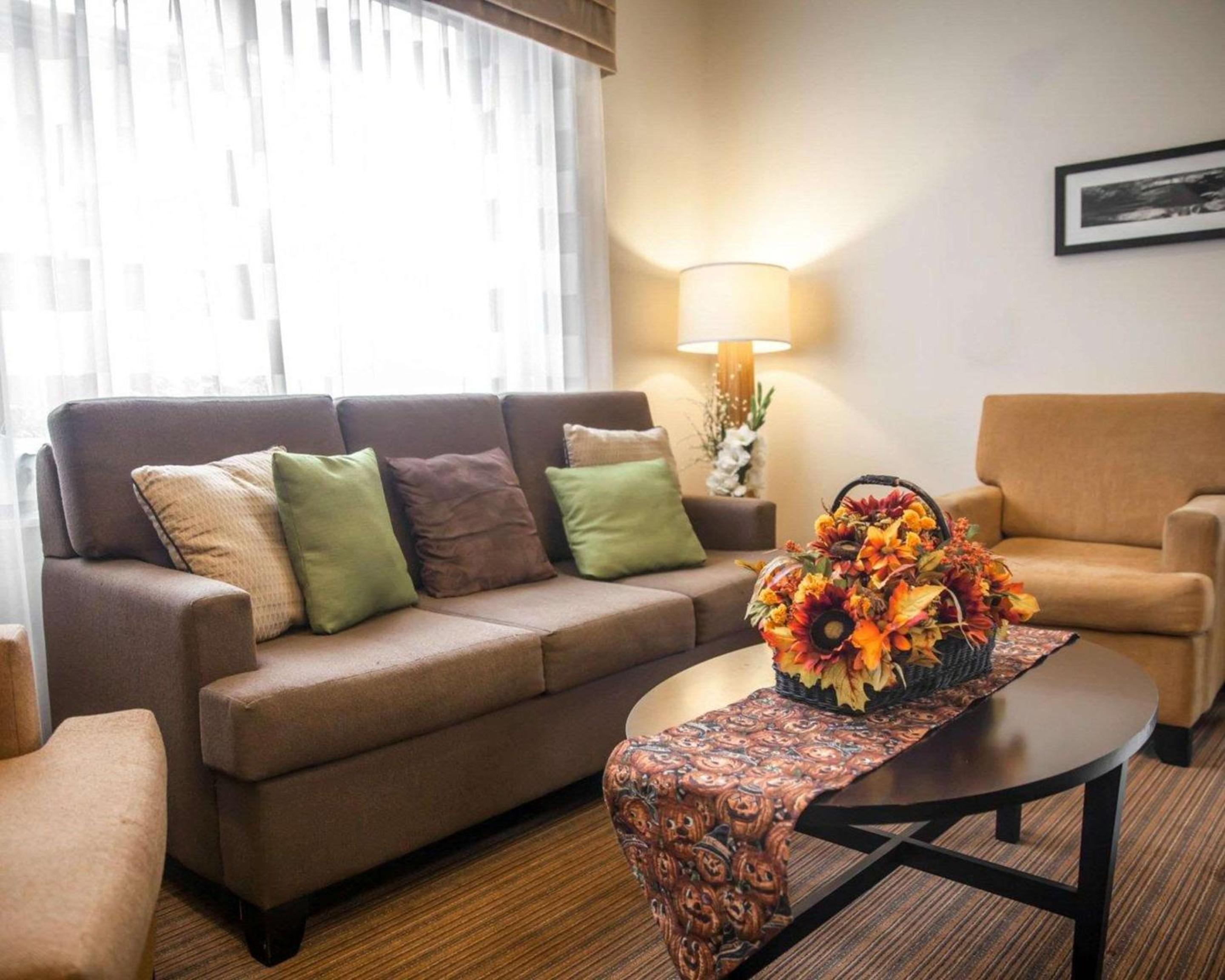 Hagerstown Vacations - Sleep Inn Suites Hagerstown - Property Image 22