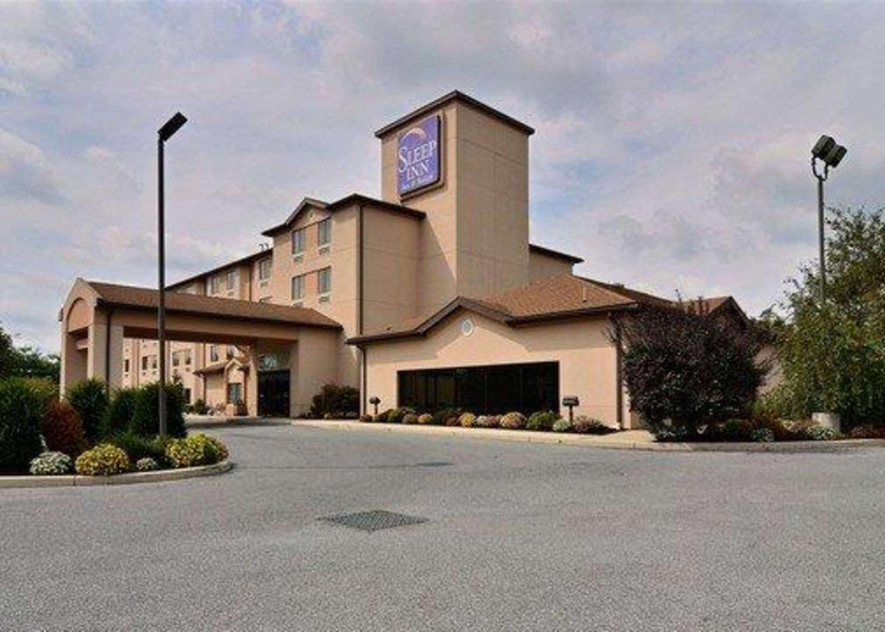 Hagerstown Vacations - Sleep Inn Suites Hagerstown - Property Image 30
