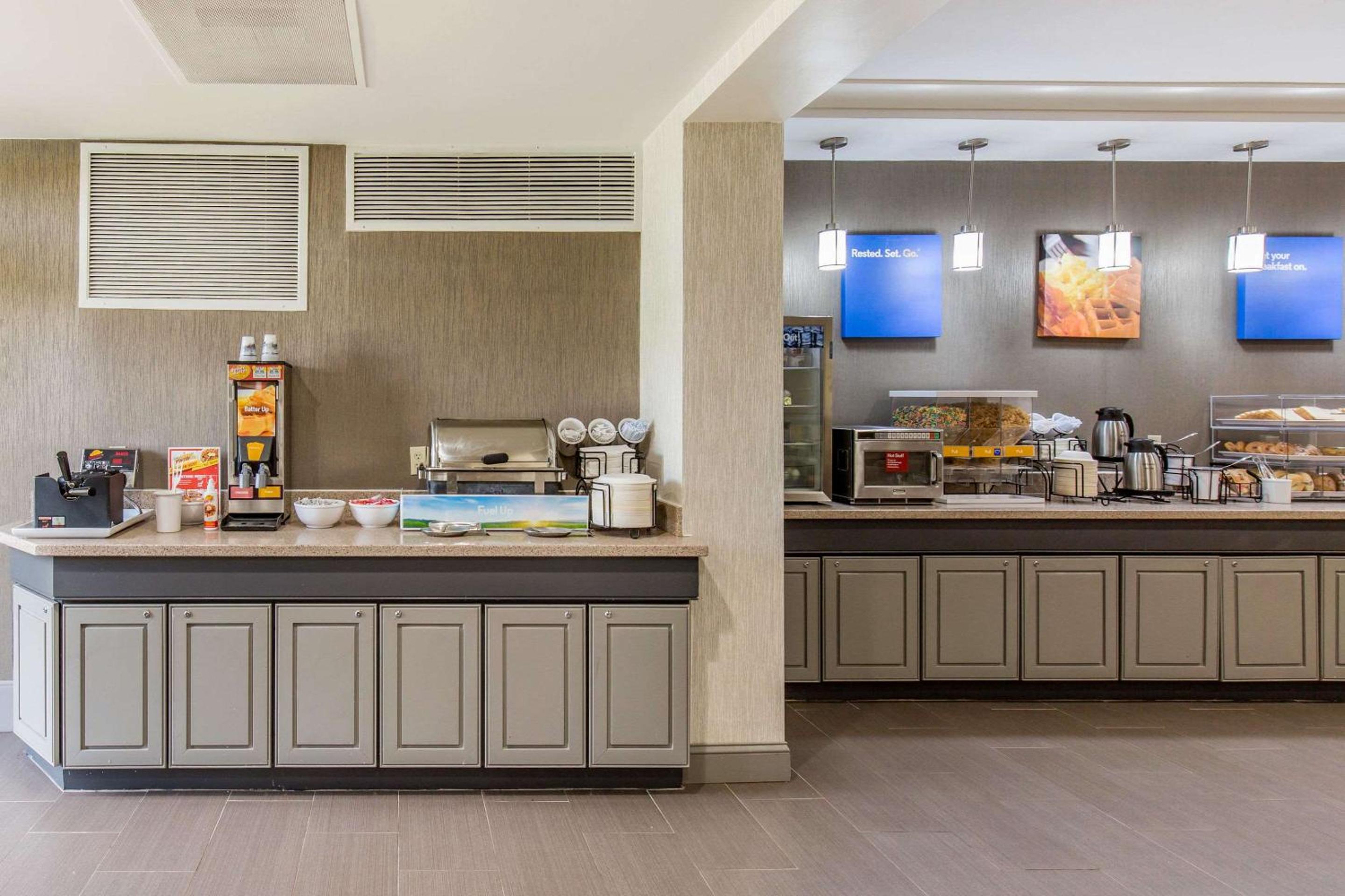 Comfort Inn College Park North - Property Image 3