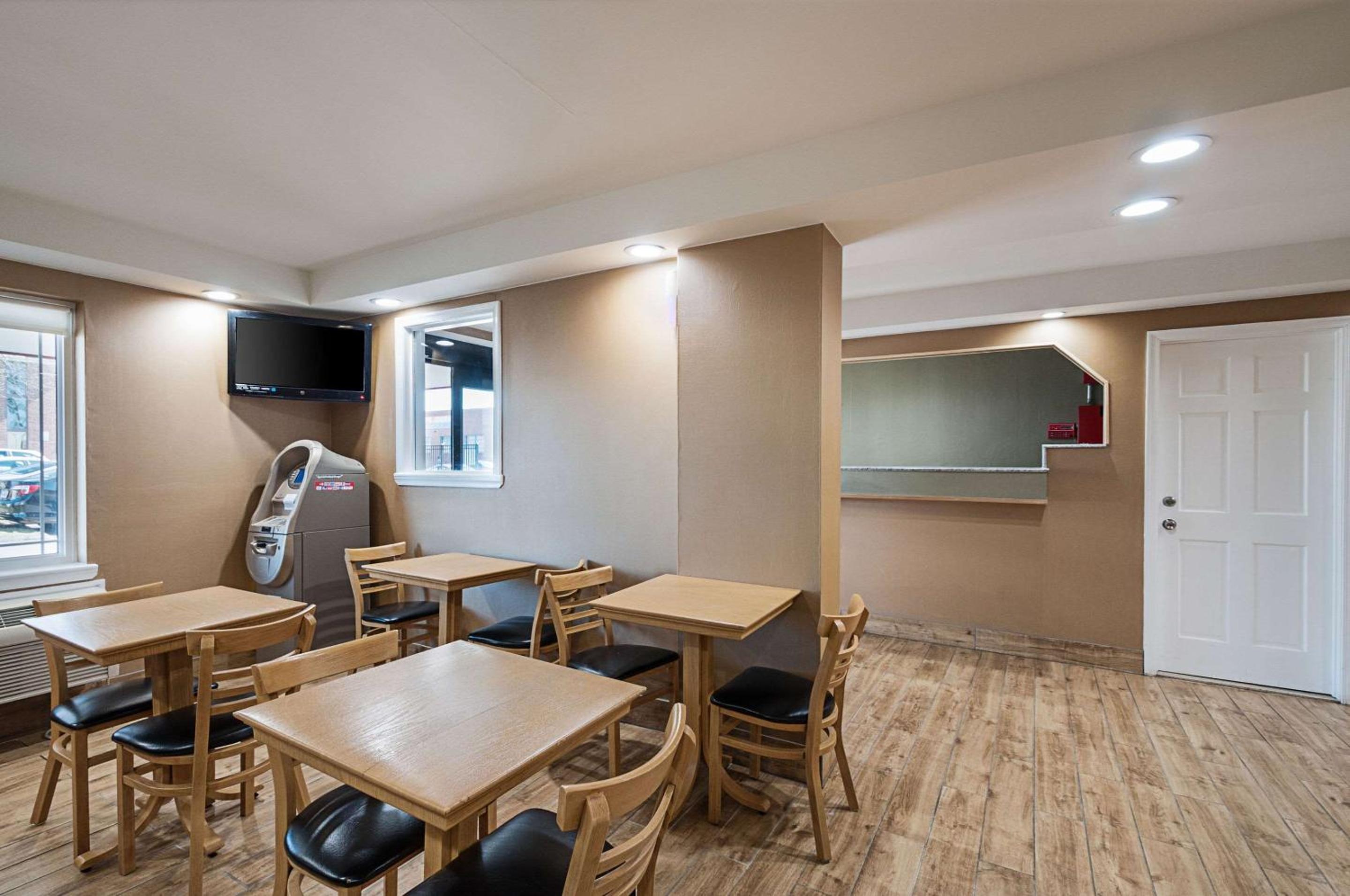 Quality Inn Near Pimlico Racetrack