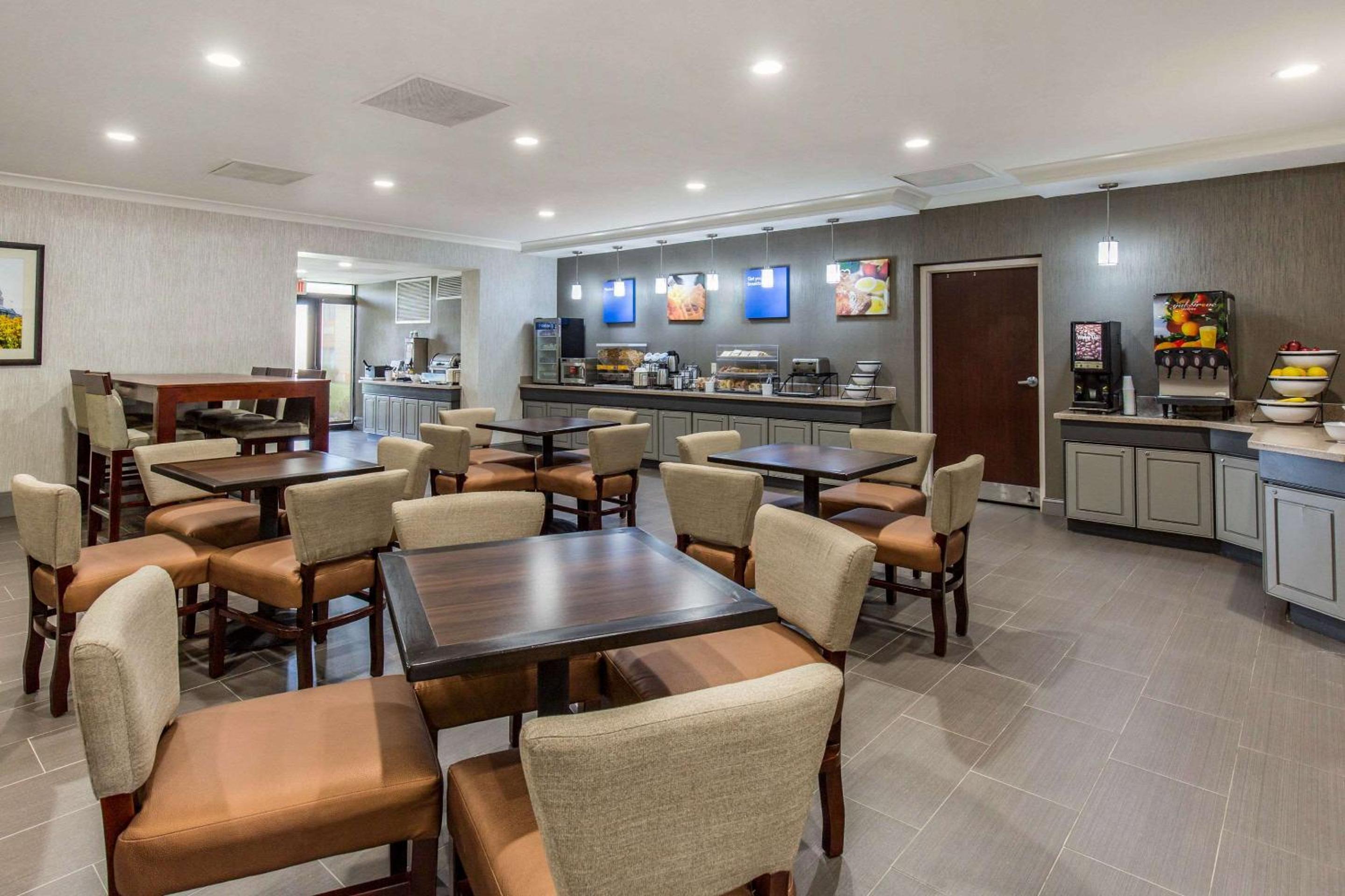 Comfort Inn College Park North - Property Image 18