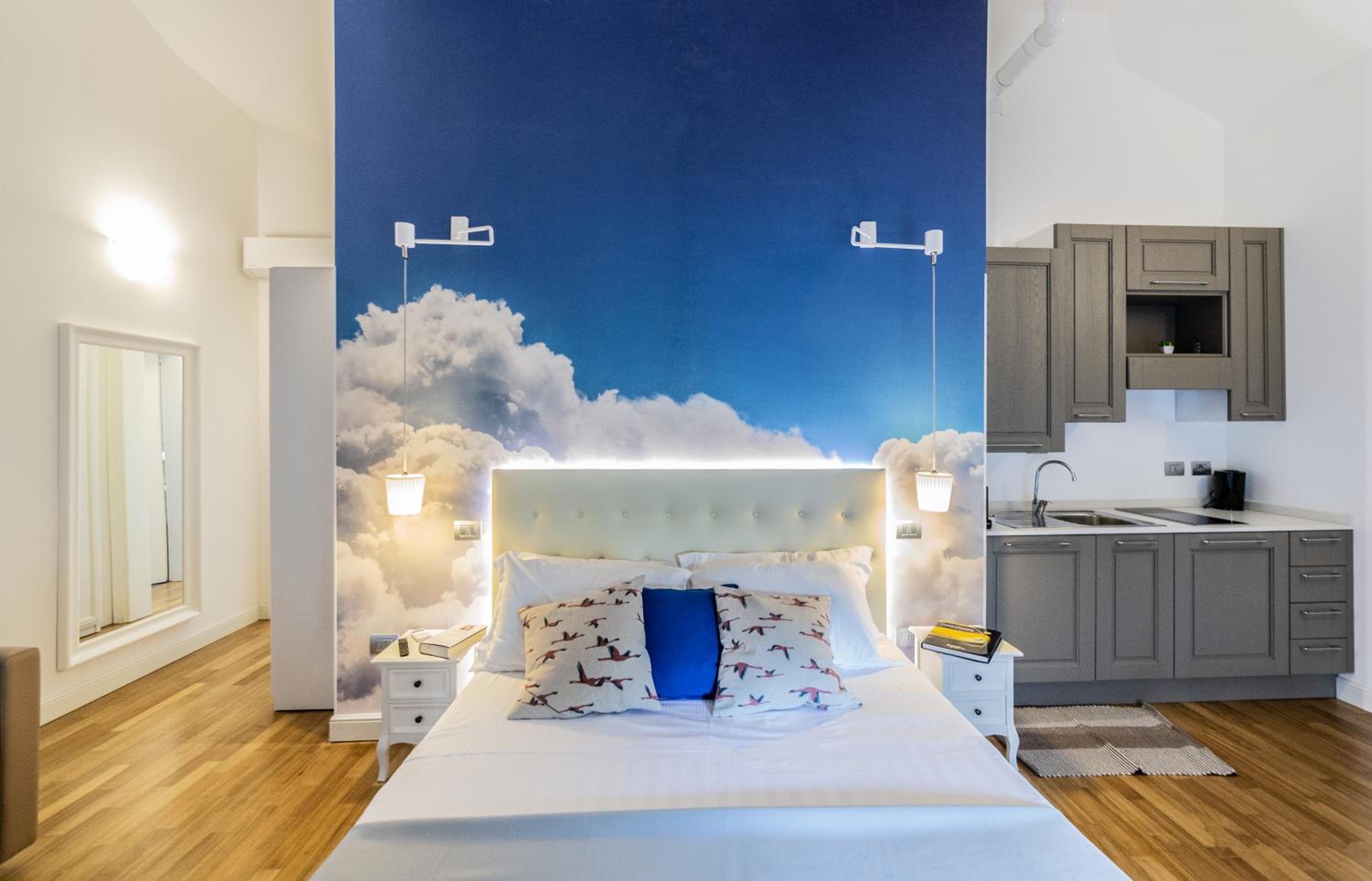 Marina Centro Suite view 4