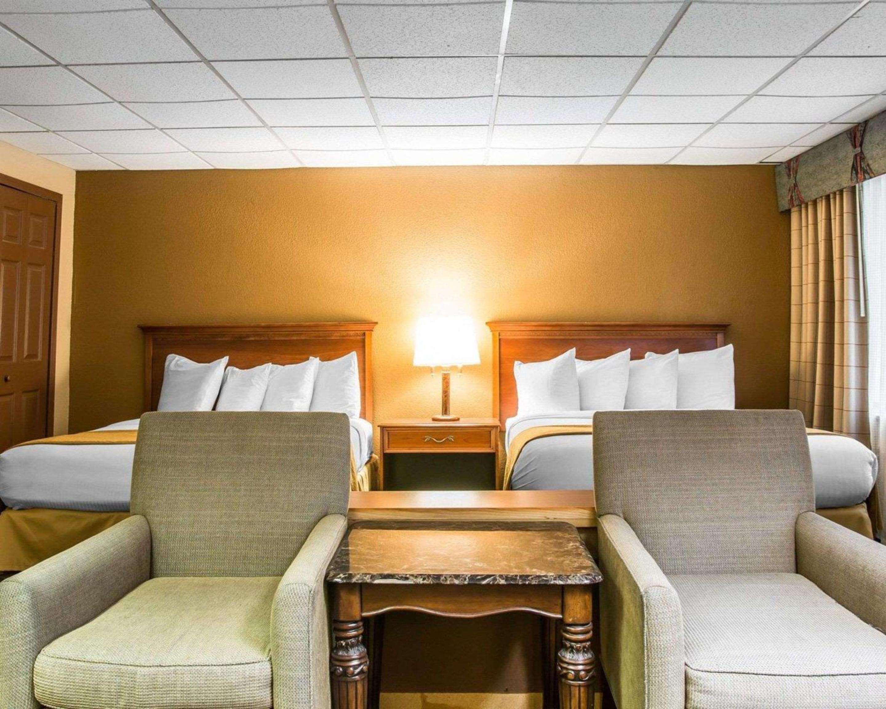 Quality Inn - Property Image 11