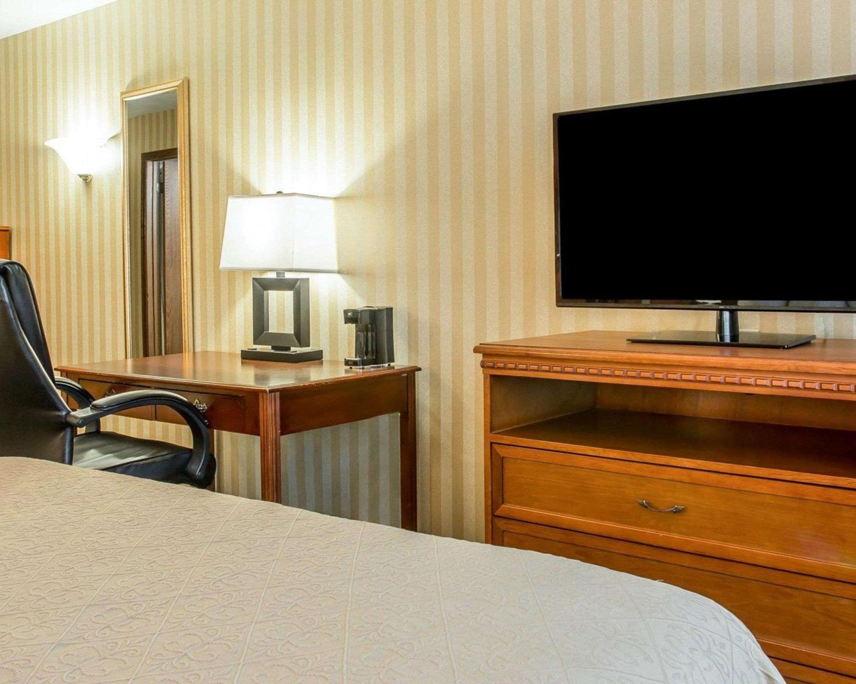 Gaylord Vacations - Quality Inn - Property Image 2