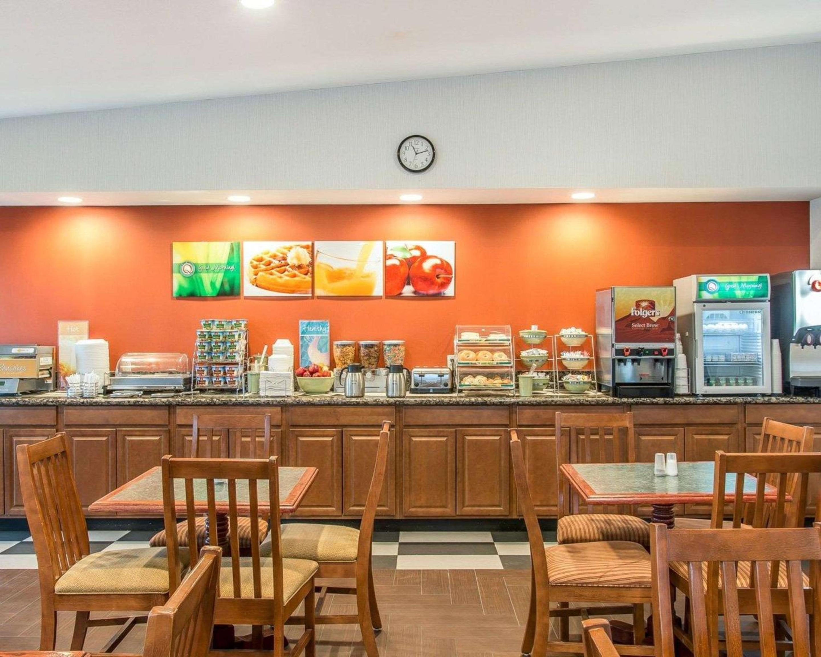 Gaylord Vacations - Quality Inn - Property Image 11