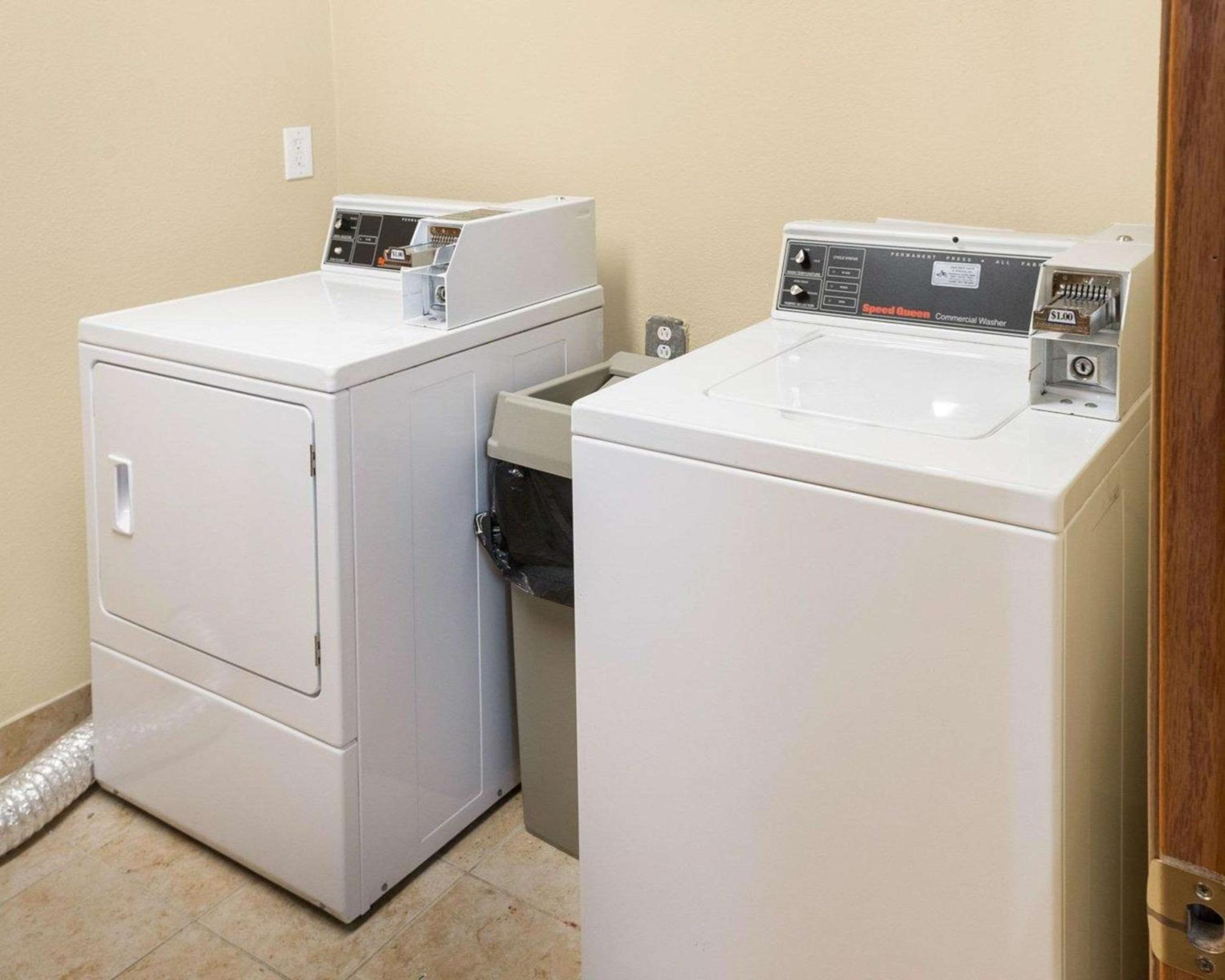 Quality Inn Lakeville - Property Image 2