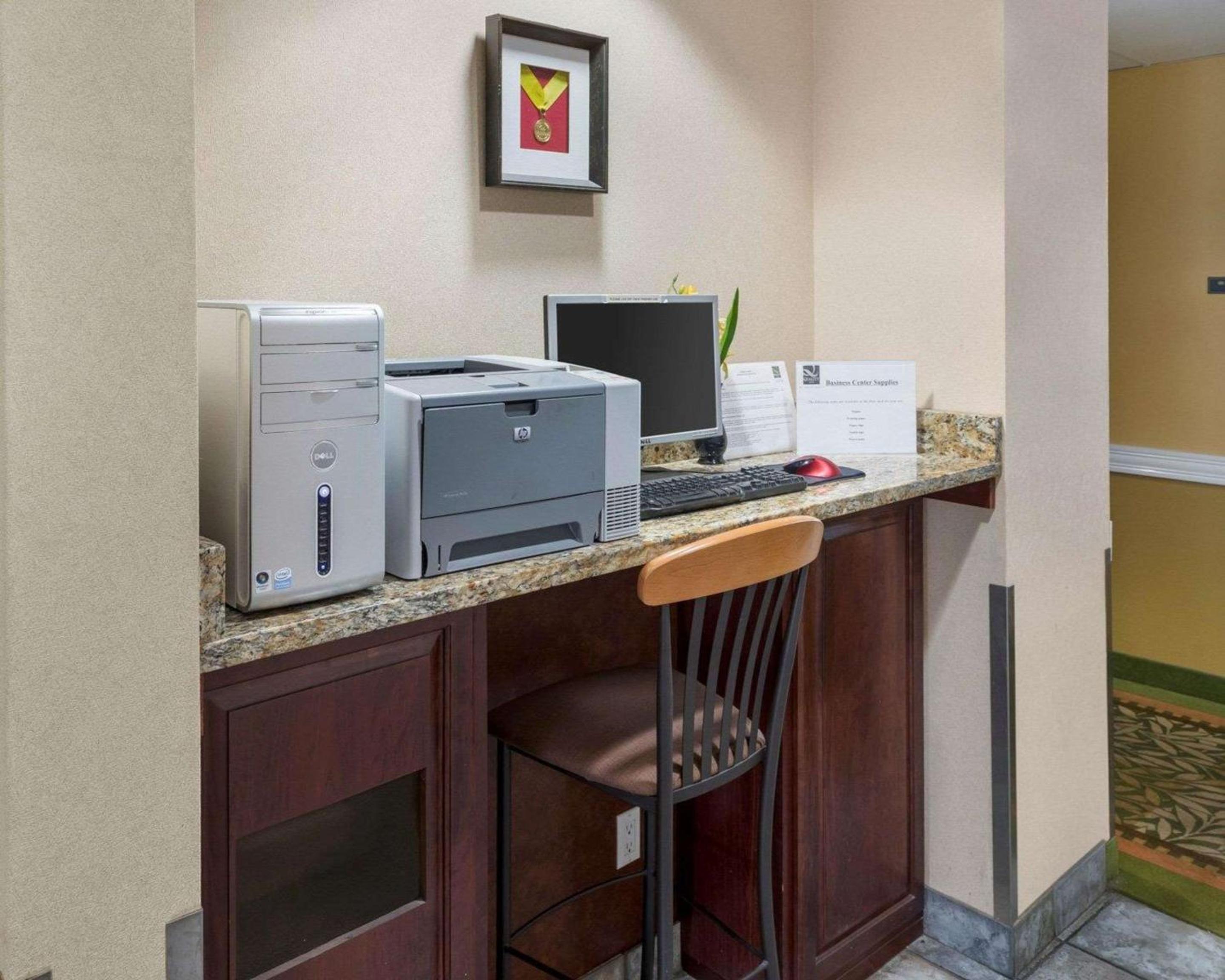 Quality Inn Lakeville - Property Image 8