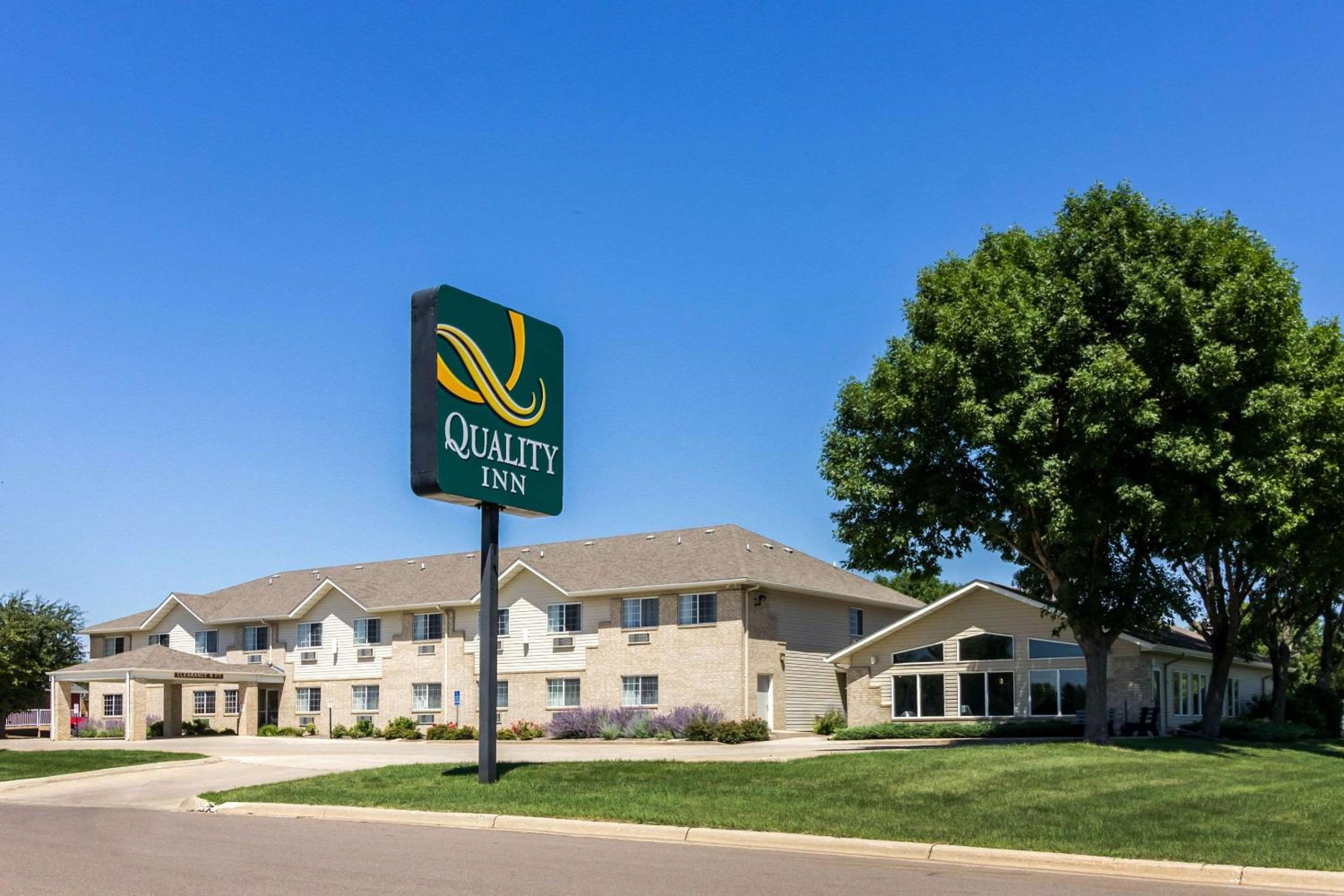 Quality Inn Marshall near University view 2