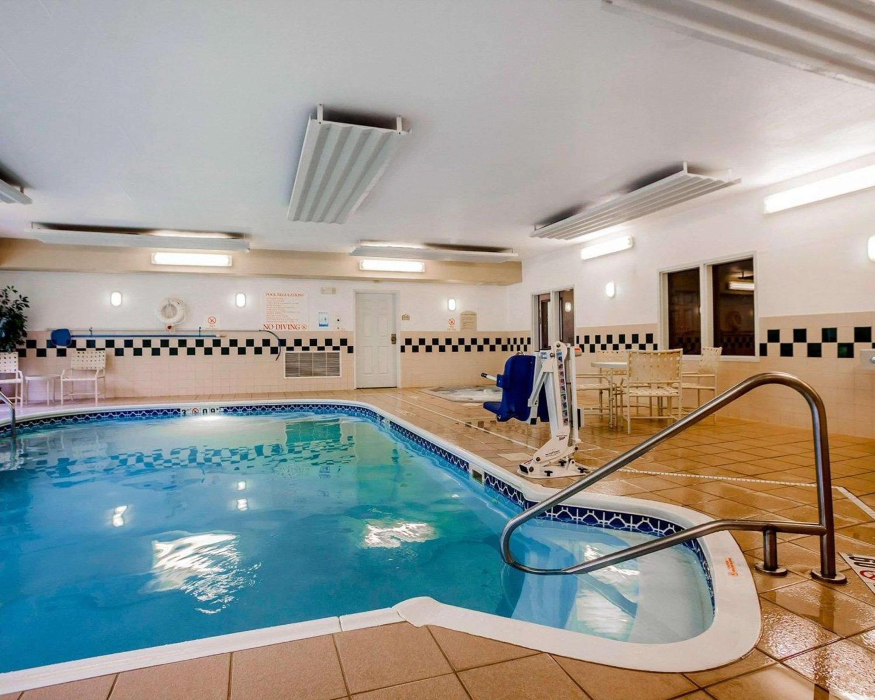 Comfort Suites Independence - Kansas City - Property Image 12
