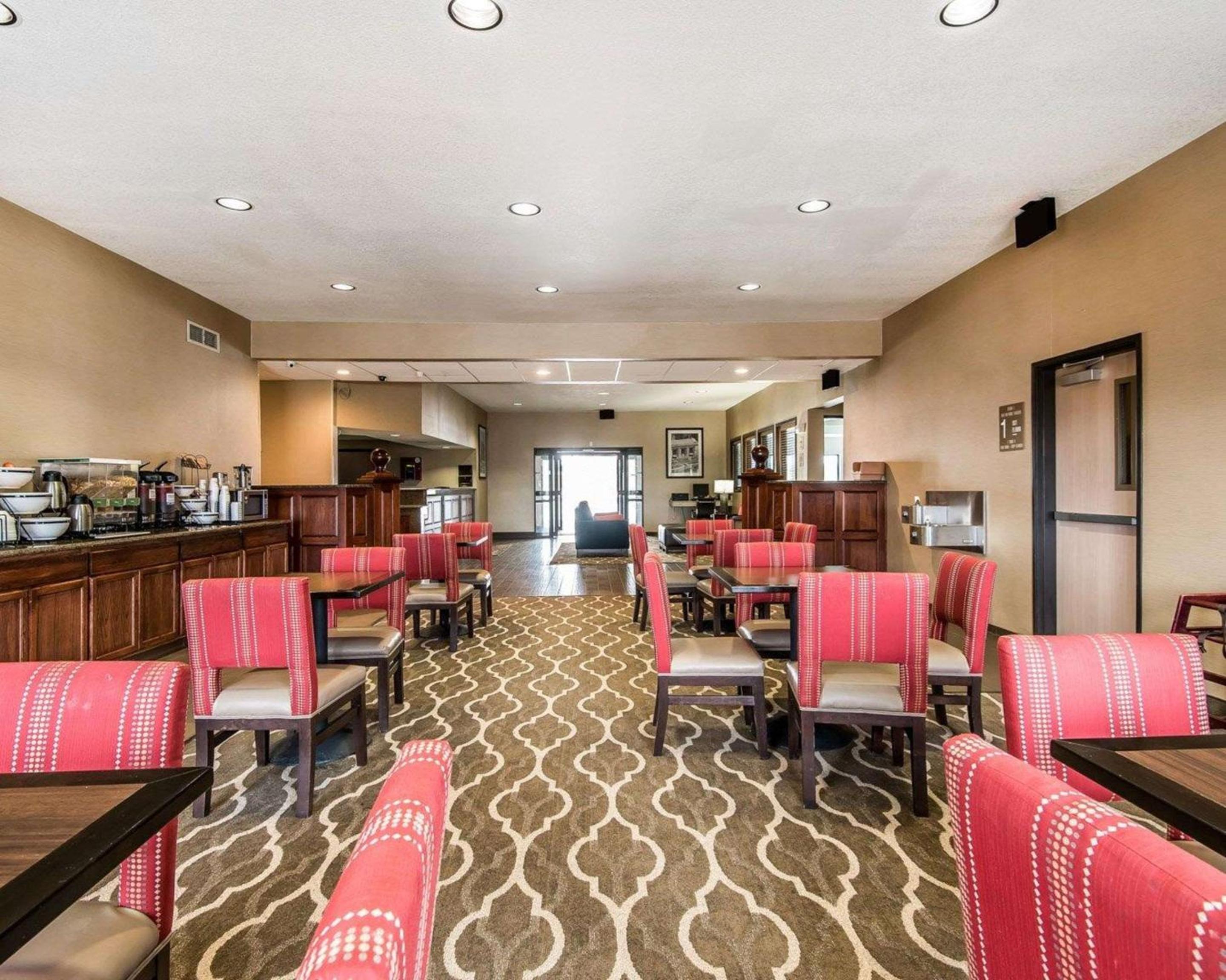 Quality Inn & Suites Bethany