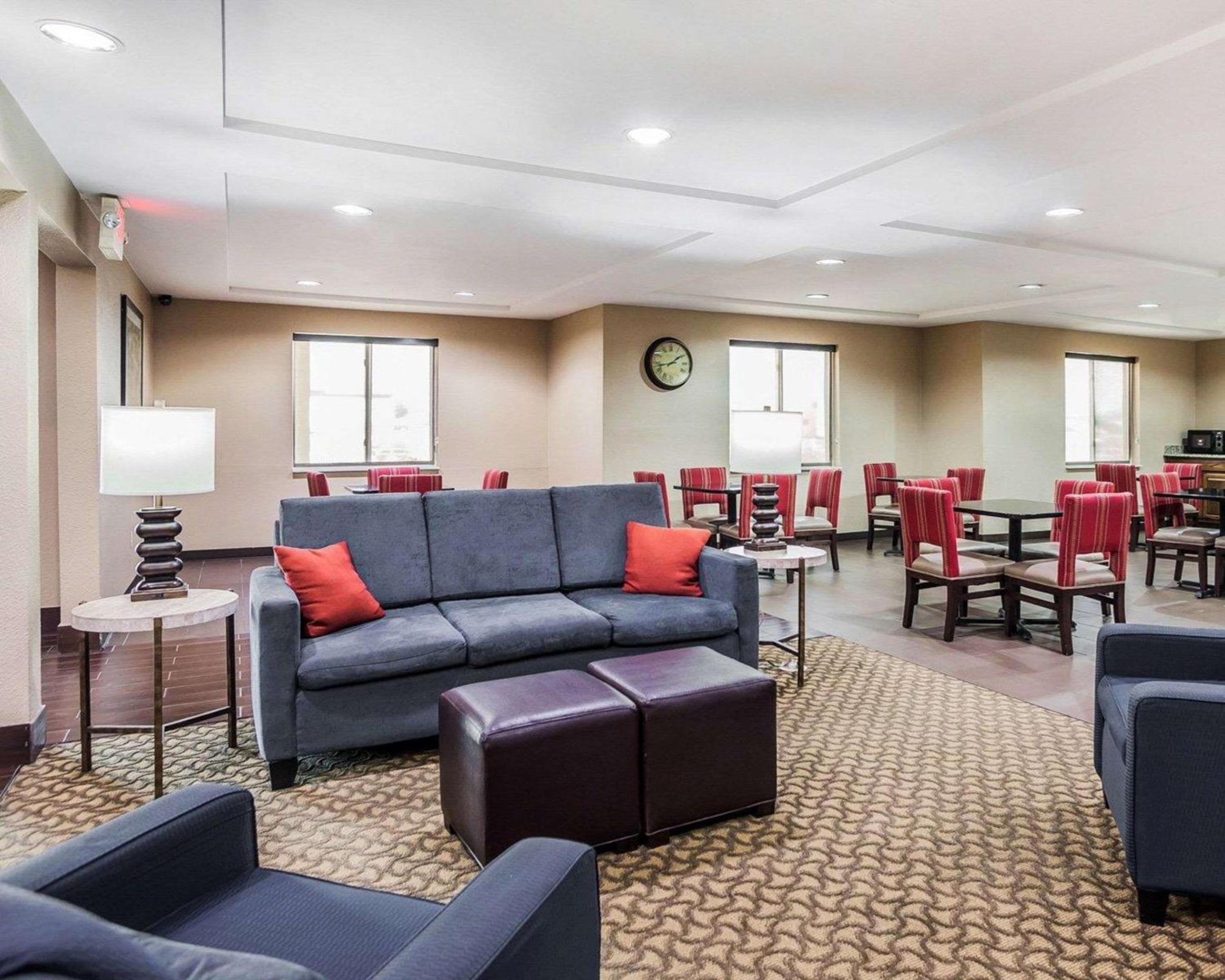 Comfort Inn & Suites Moberly view 4