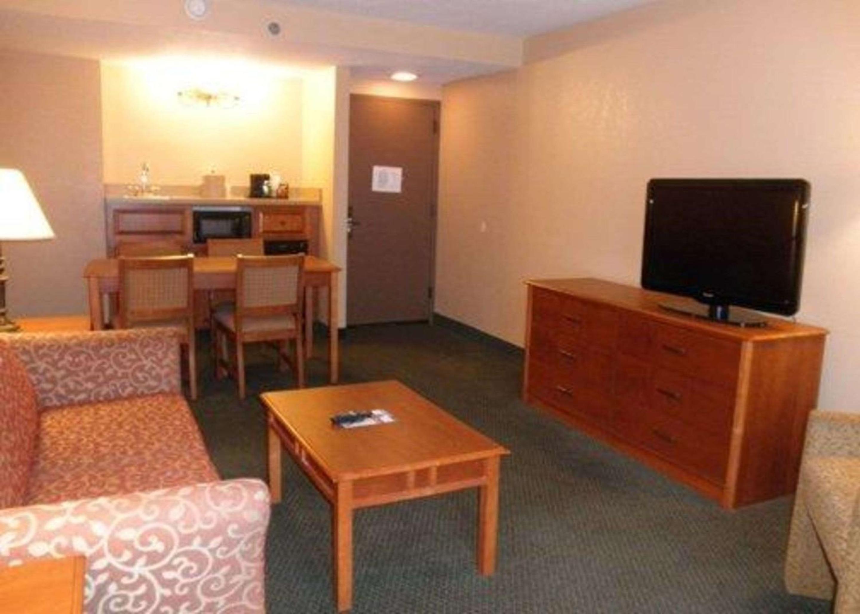 St Louis Vacations - Quality Inn Florissant-St Louis - Property Image 5