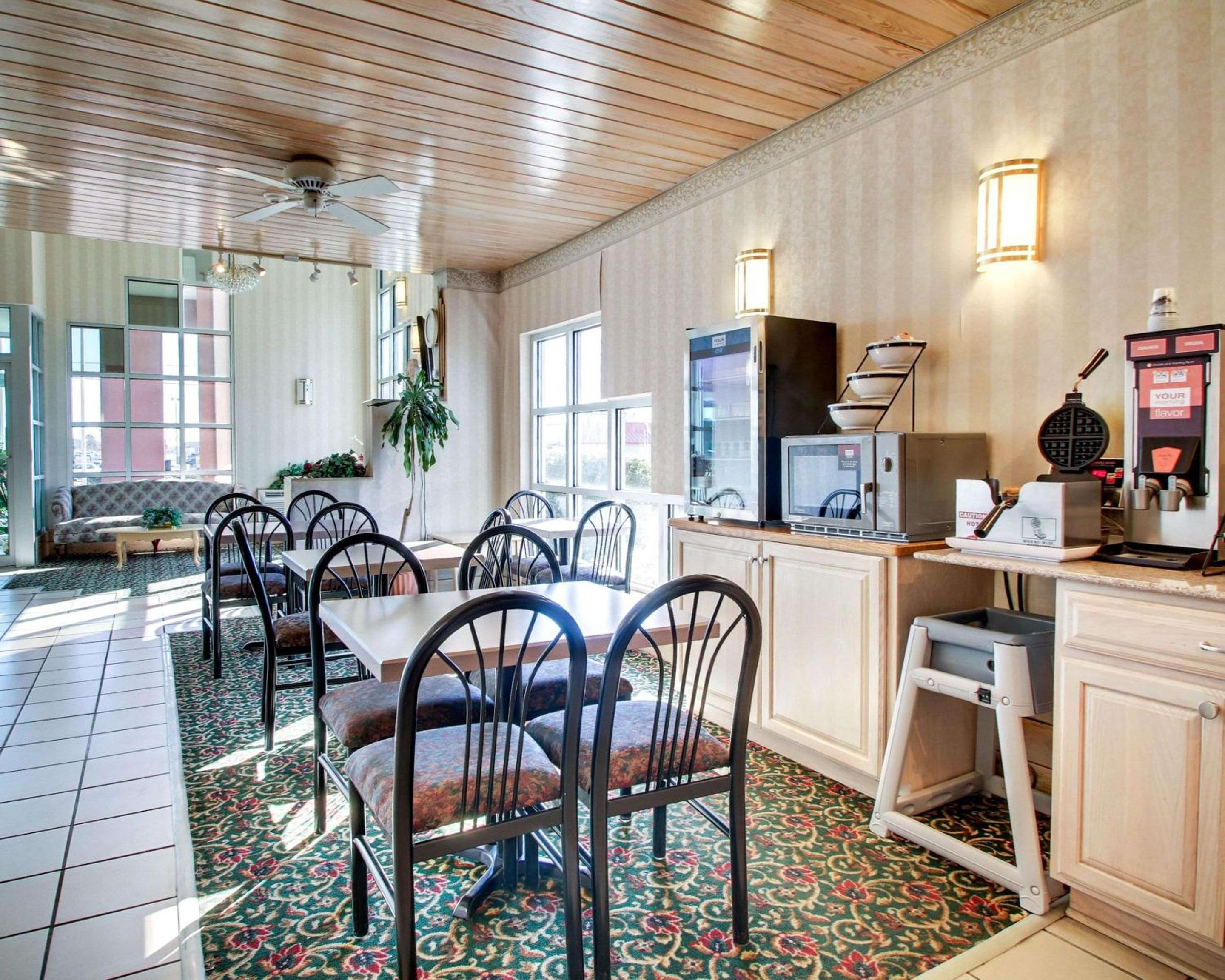 Quality Inn - Property Image 4