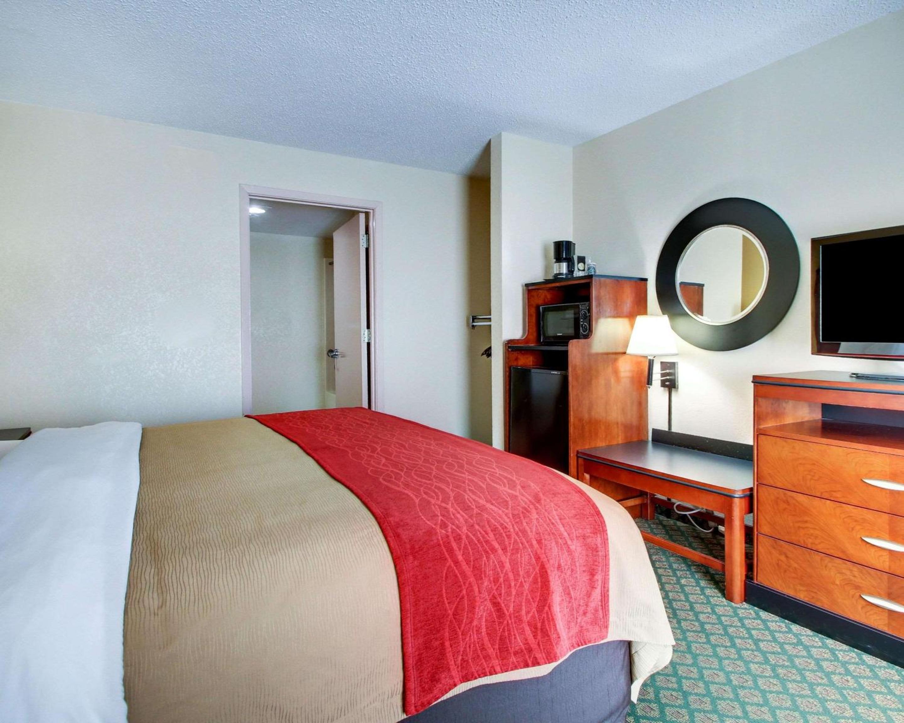 Quality Inn - Property Image 9
