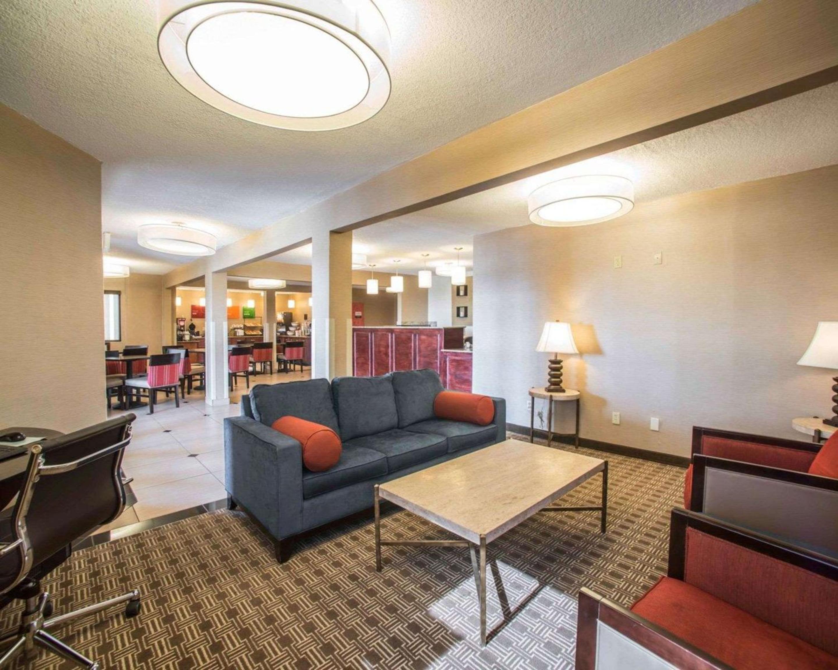 Columbia Vacations - Quality Inn  Suites Boonville - Columbia - Property Image 1