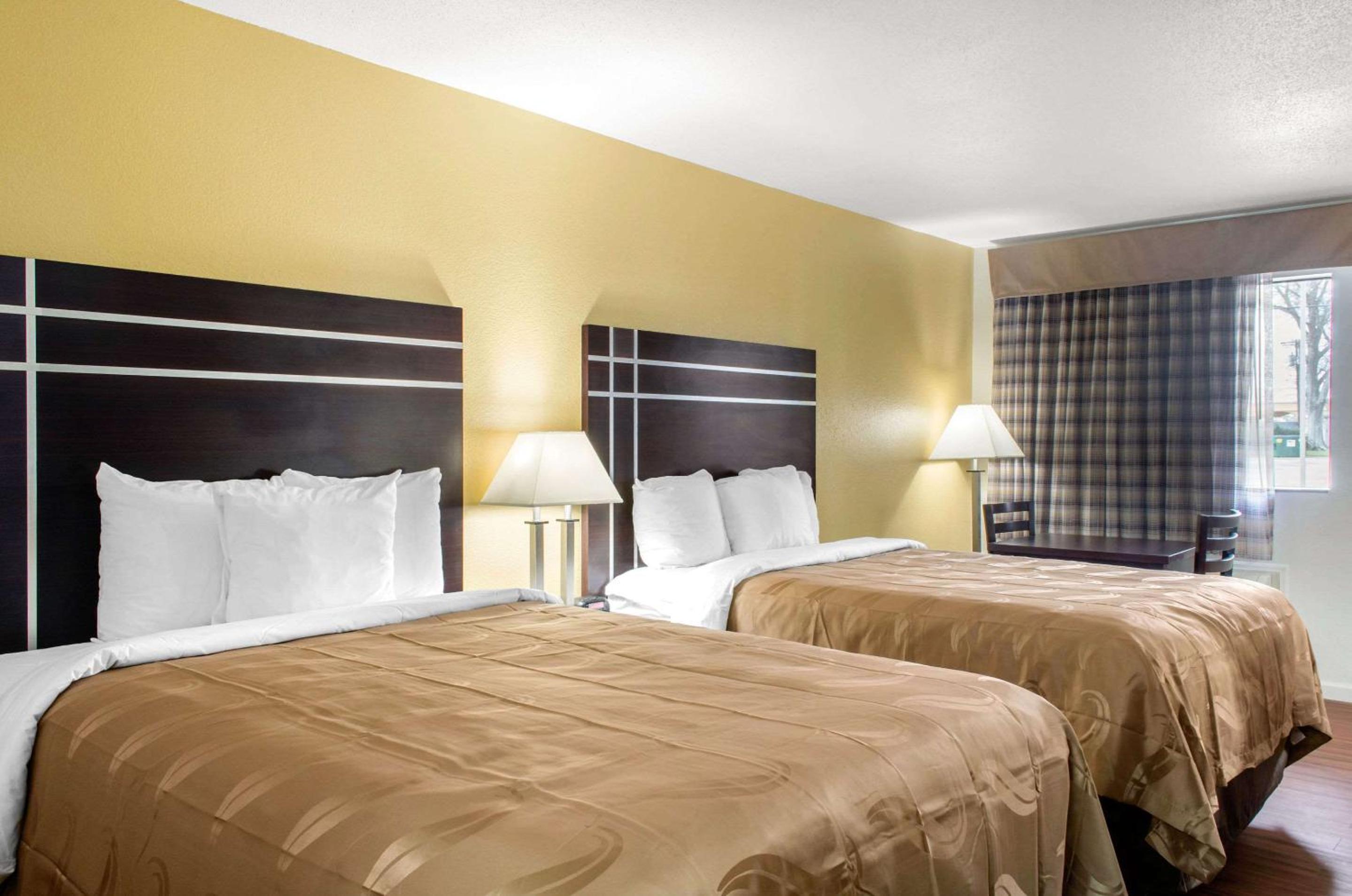 McComb Vacations - Quality Inn - Property Image 5