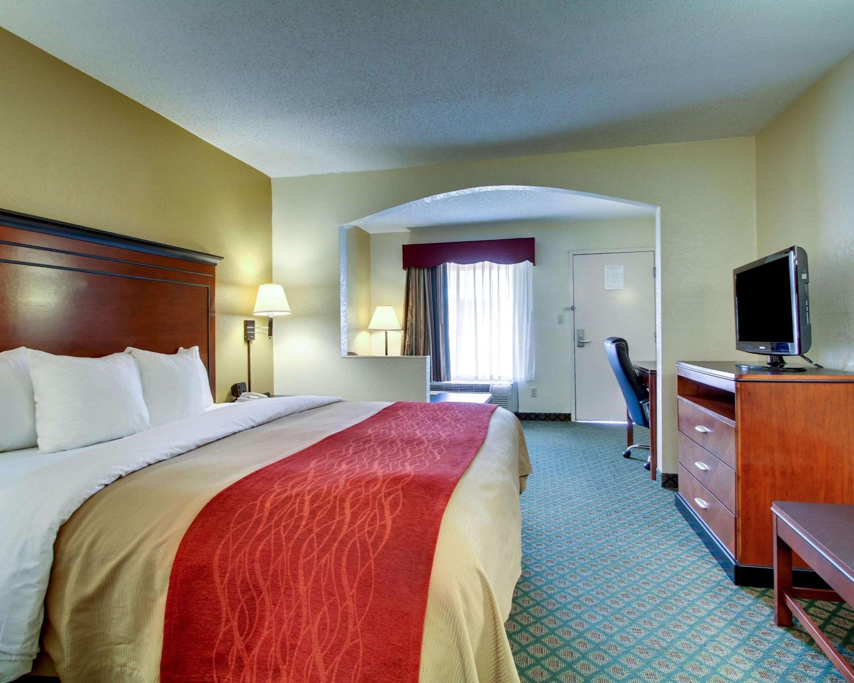 Quality Inn - Property Image 2