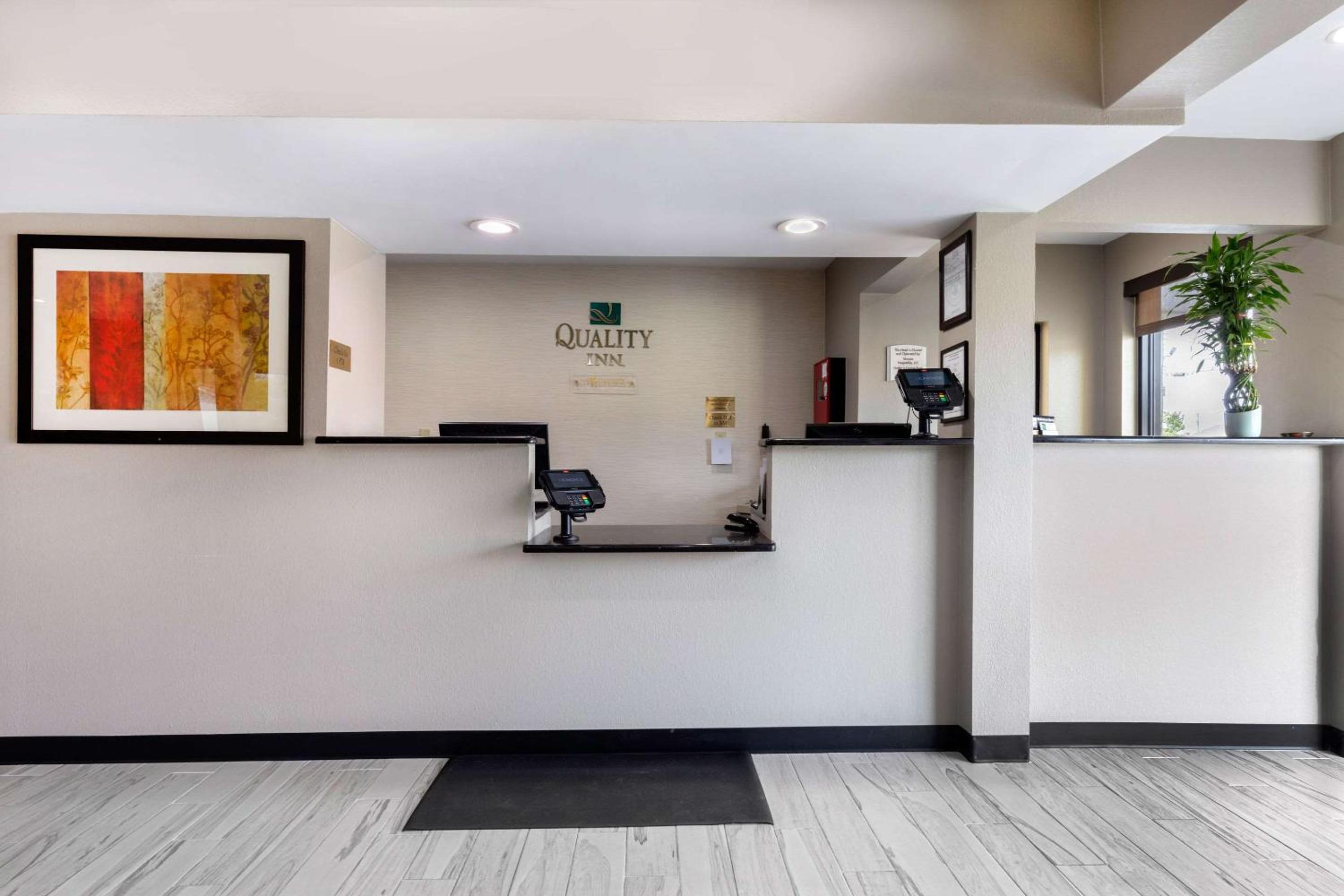 McComb Vacations - Quality Inn - Property Image 30