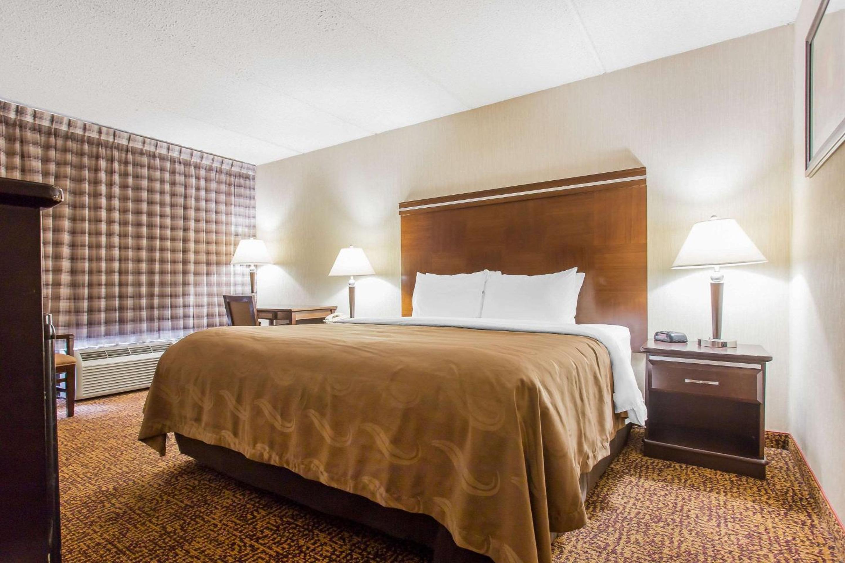 Quality Inn Mount Airy Mayberry view 4